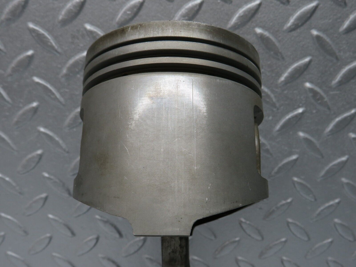 40022 Mercedes-Benz R107 350SL Piston With Connecting Rod 92.00mm