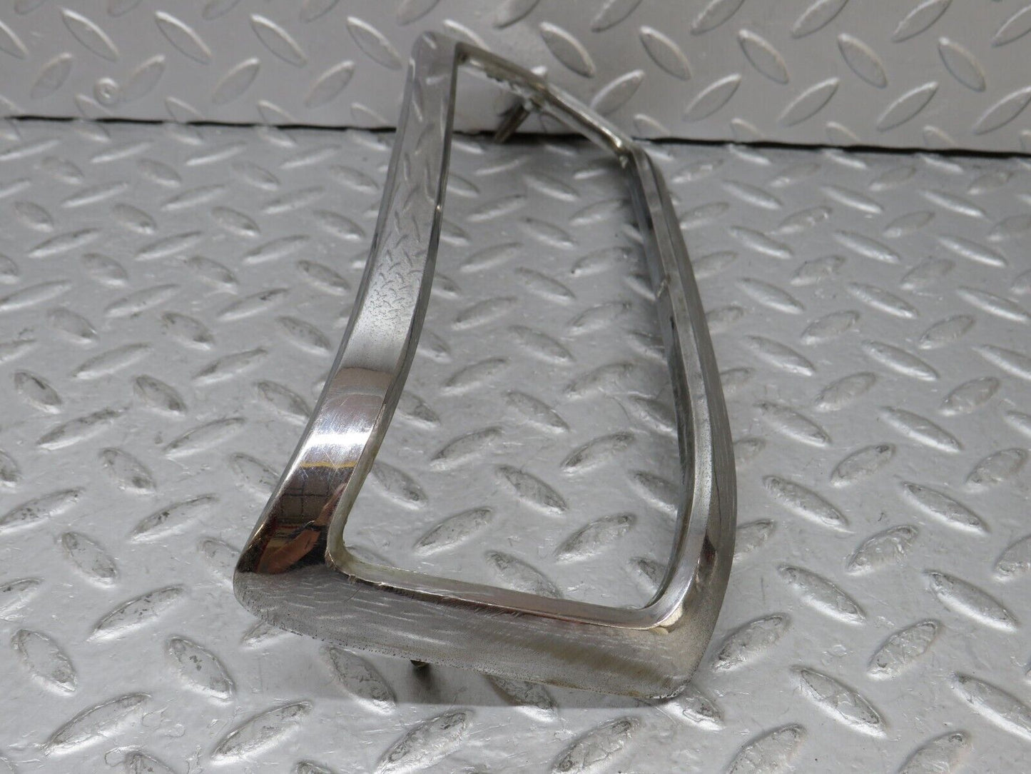 35768 Mercedes-Benz W108 Tail Light Chrome Frame Right 1088260259