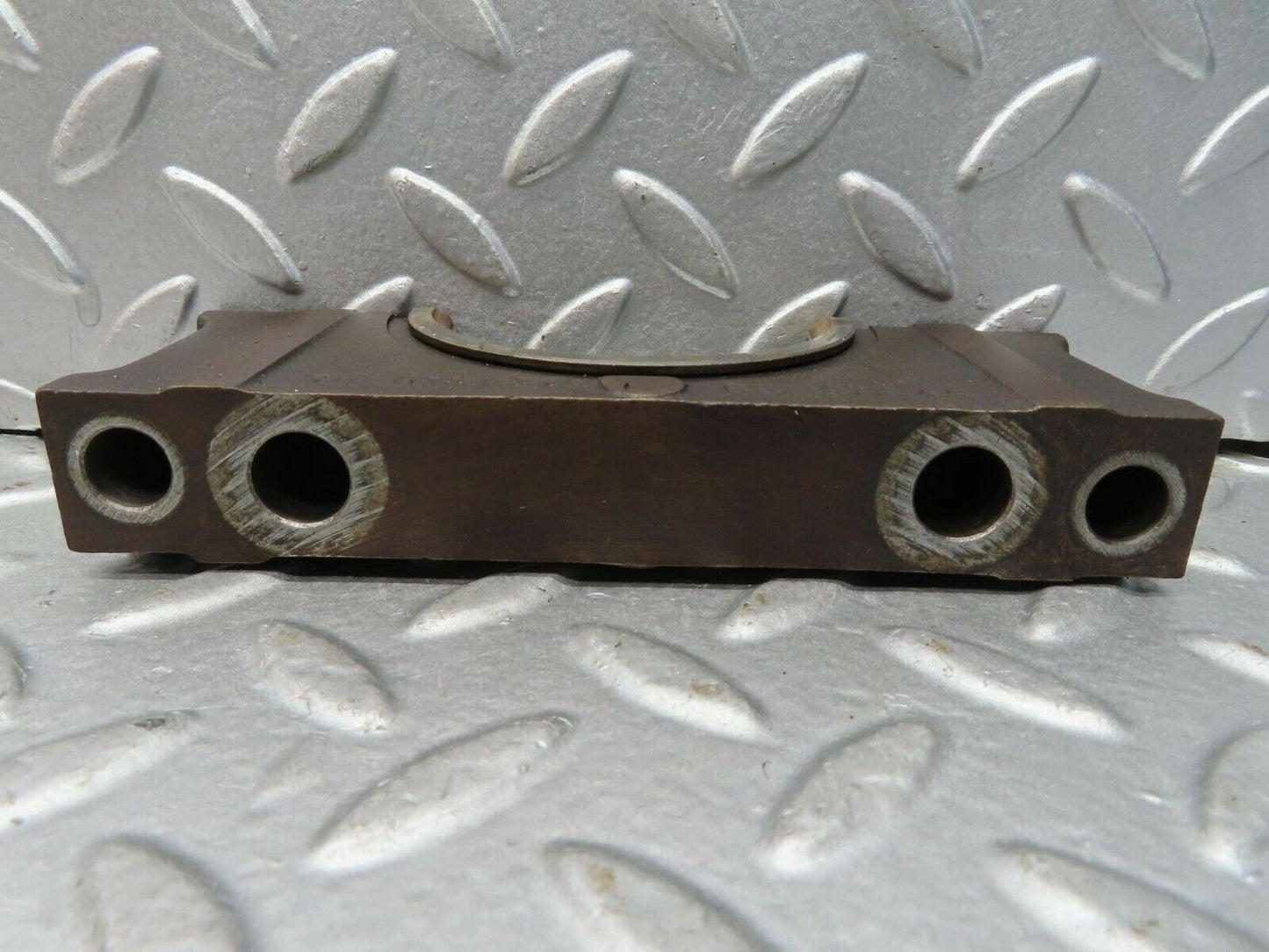 15708 Mercedes-Benz R107 450SL Crankshaft Bearing Holder Block 1160110313