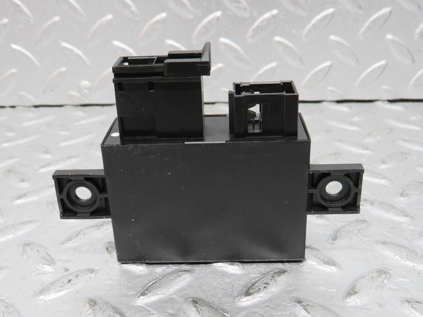 33432 Mercedes-Benz W202 C180 Comfort Control Unit 2108202226
