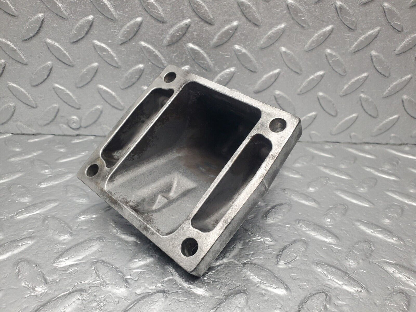 46168 Mercedes-Benz W124 280E Engine Mount Bracket Left Side 6032236004