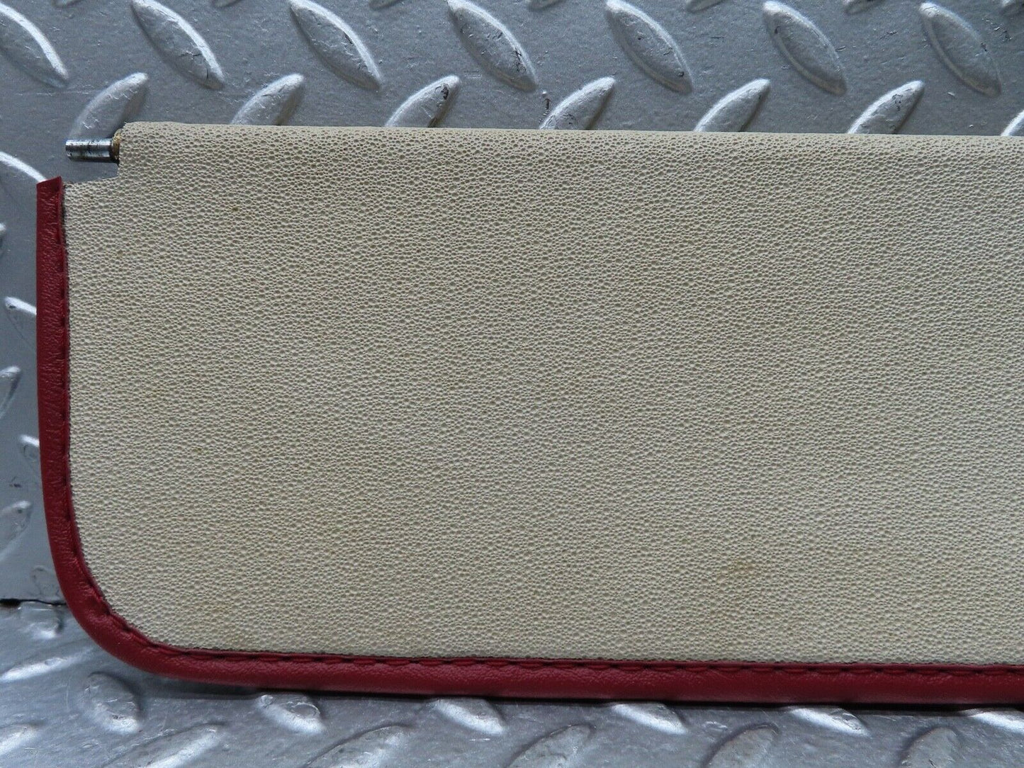 18616 Mercedes-Benz W120 W121 Ponton Sun Visor Cream