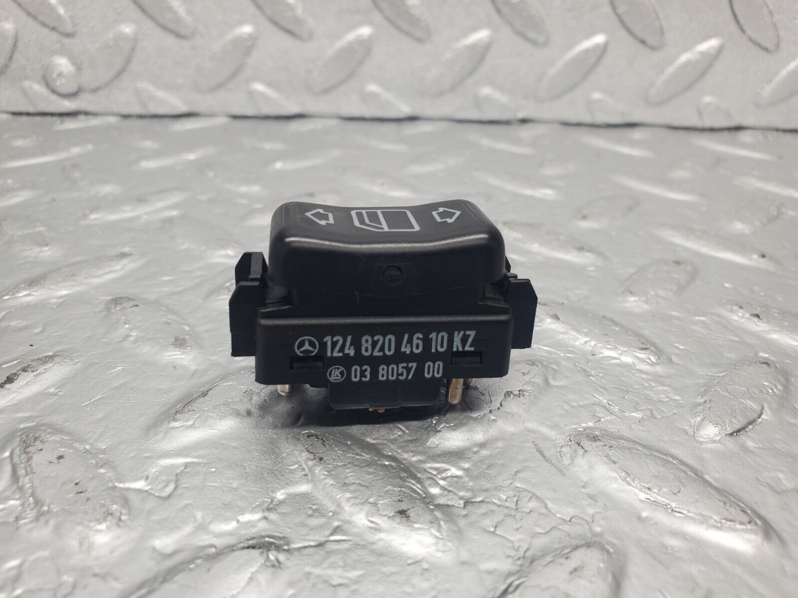43914303