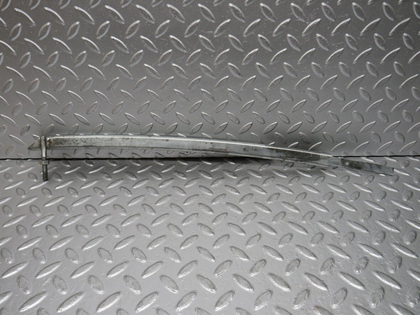 0701 Mercedes-Benz C107 350SLC Coupe Door Window Channel Front Right