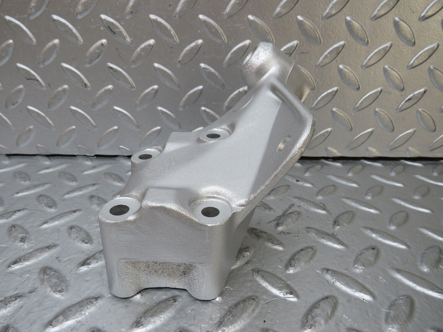 26237 Mercedes-Benz W116 450SE Engine Mount Bracket Left Side 1162232904