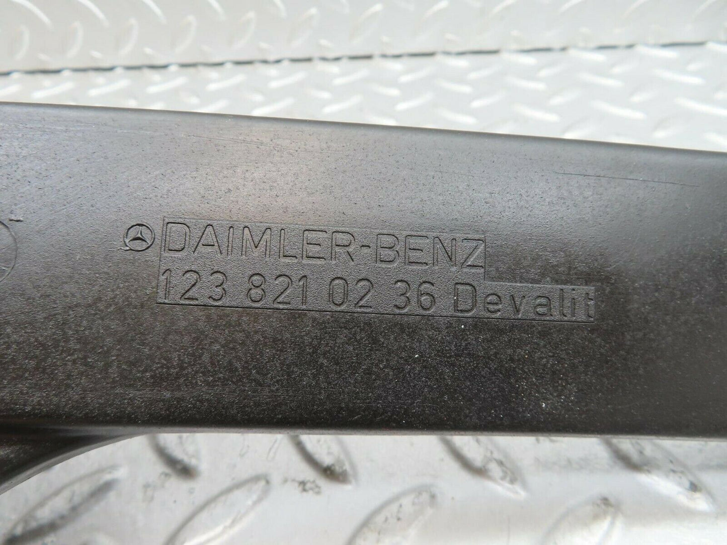 15289 Mercedes-Benz W123 230E Cable Channel Cover Rear Right 1238210236