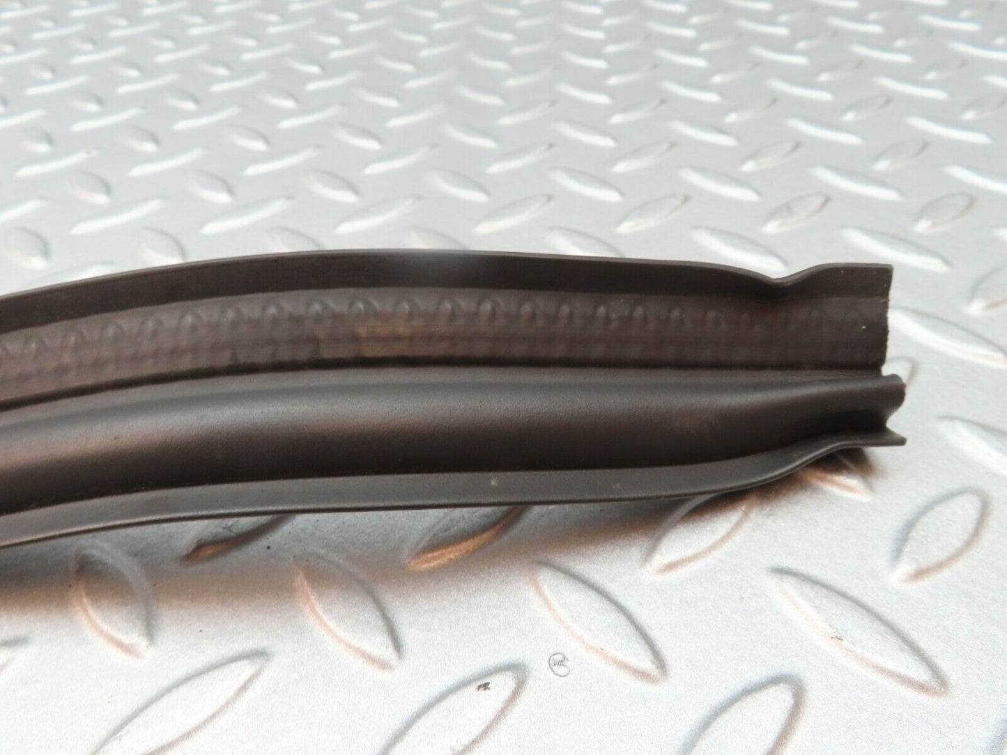 5385 Mercedes-Benz W124 230E Firewall Rubber Seal