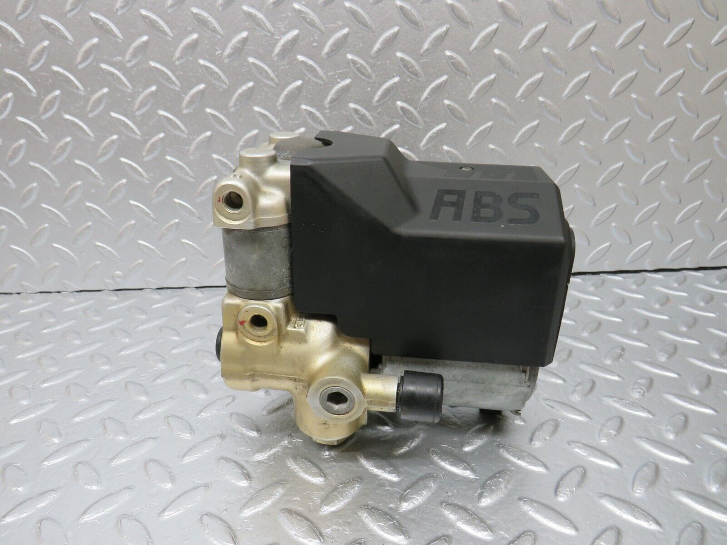 34002 Mercedes-Benz W124 260E ABS Pump Bosch 0265200043 750/503875