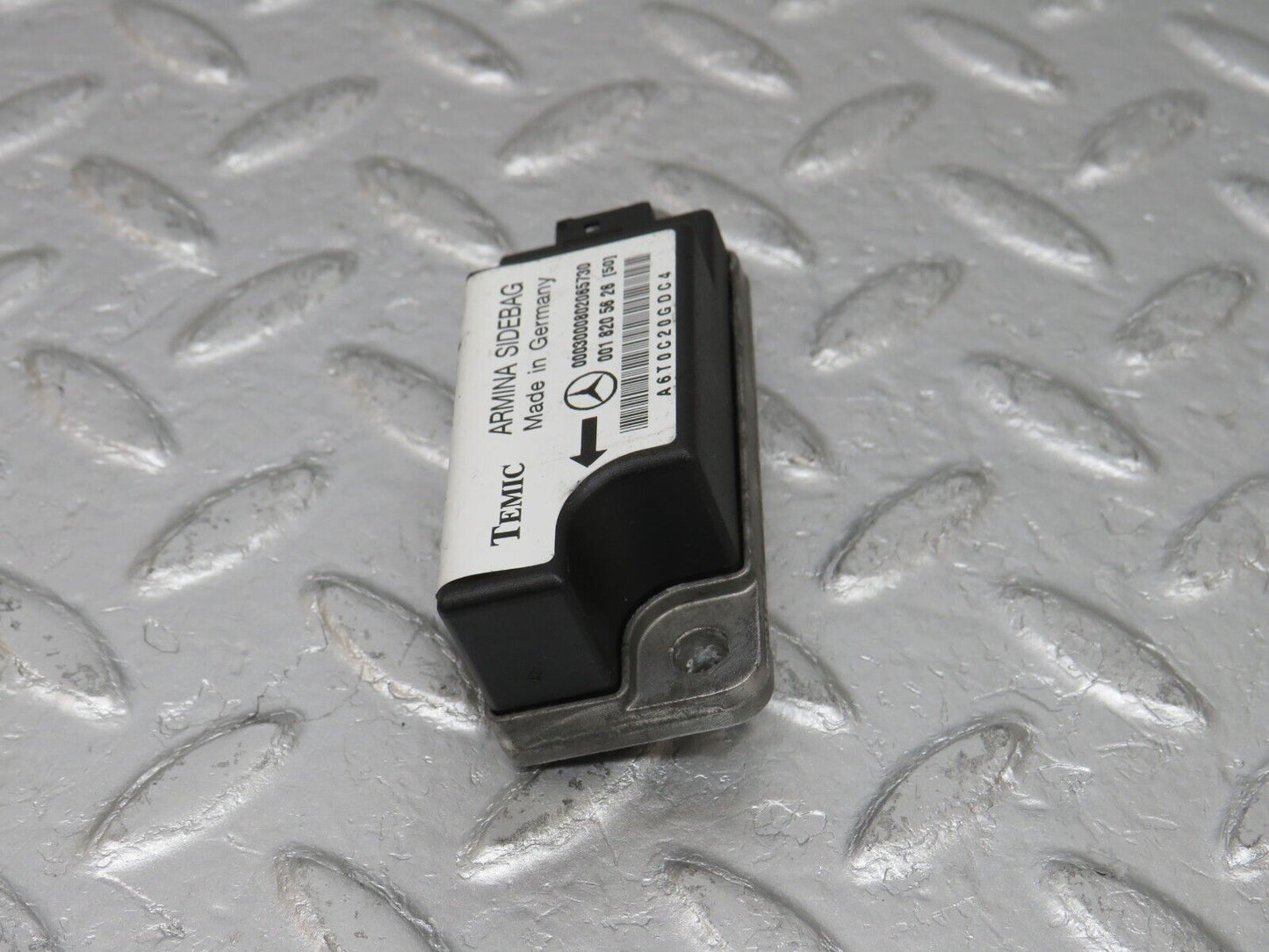 33170 Mercedes-Benz W210 Airbag Crash Sensor 0018205626