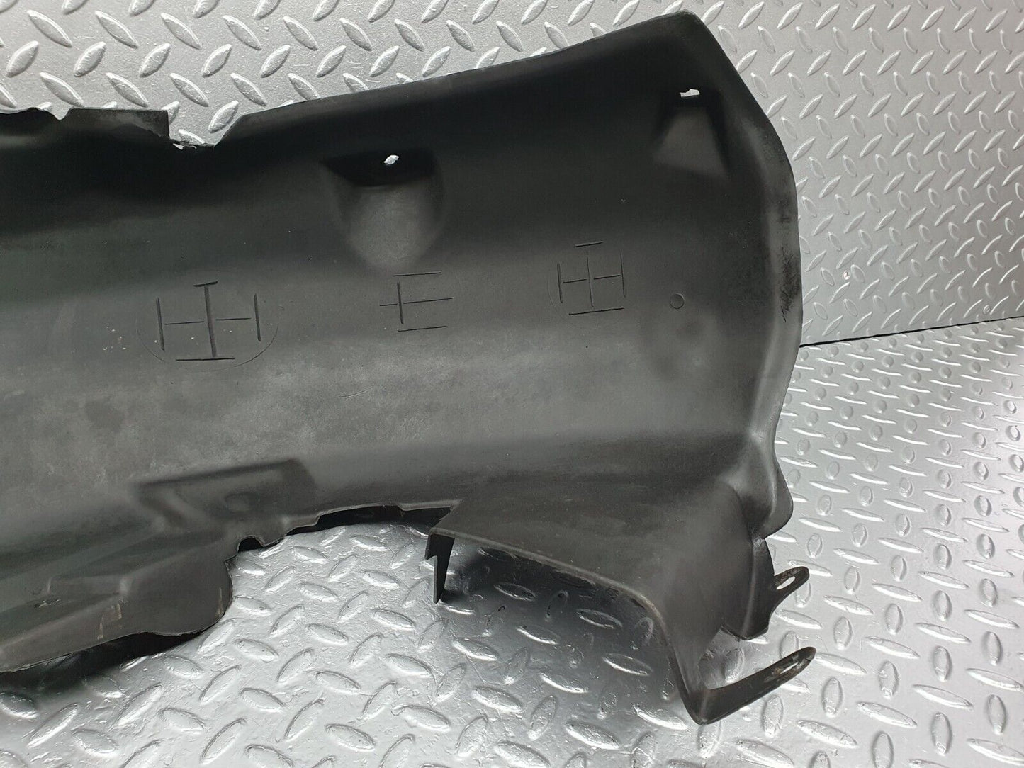 41928 Mercedes-Benz W202 C200 Rear Right Inner Fender Splash Guard 2026983830