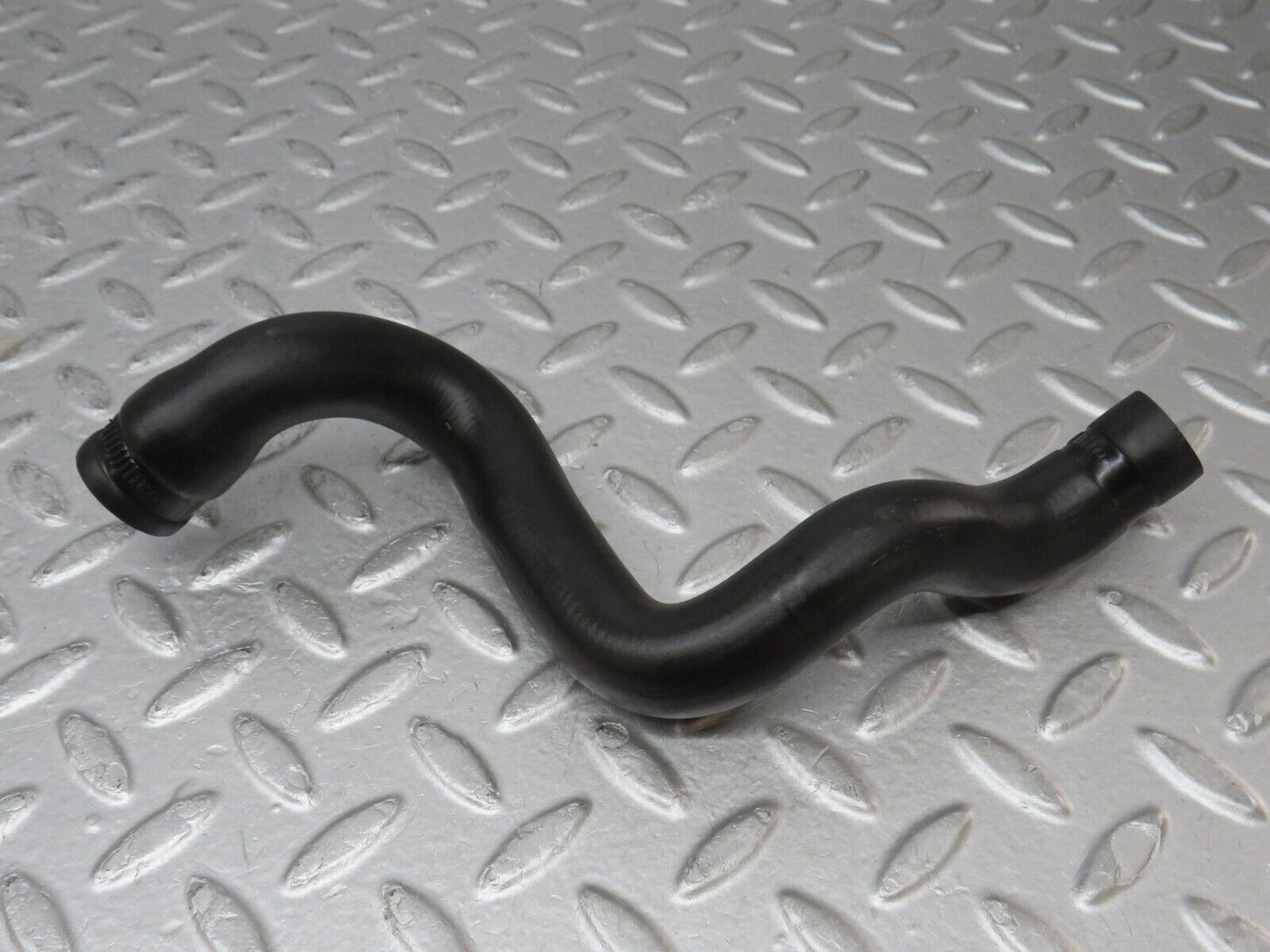 36283 Mercedes-Benz W126 420SE Heater Hose Pipe 1268321094