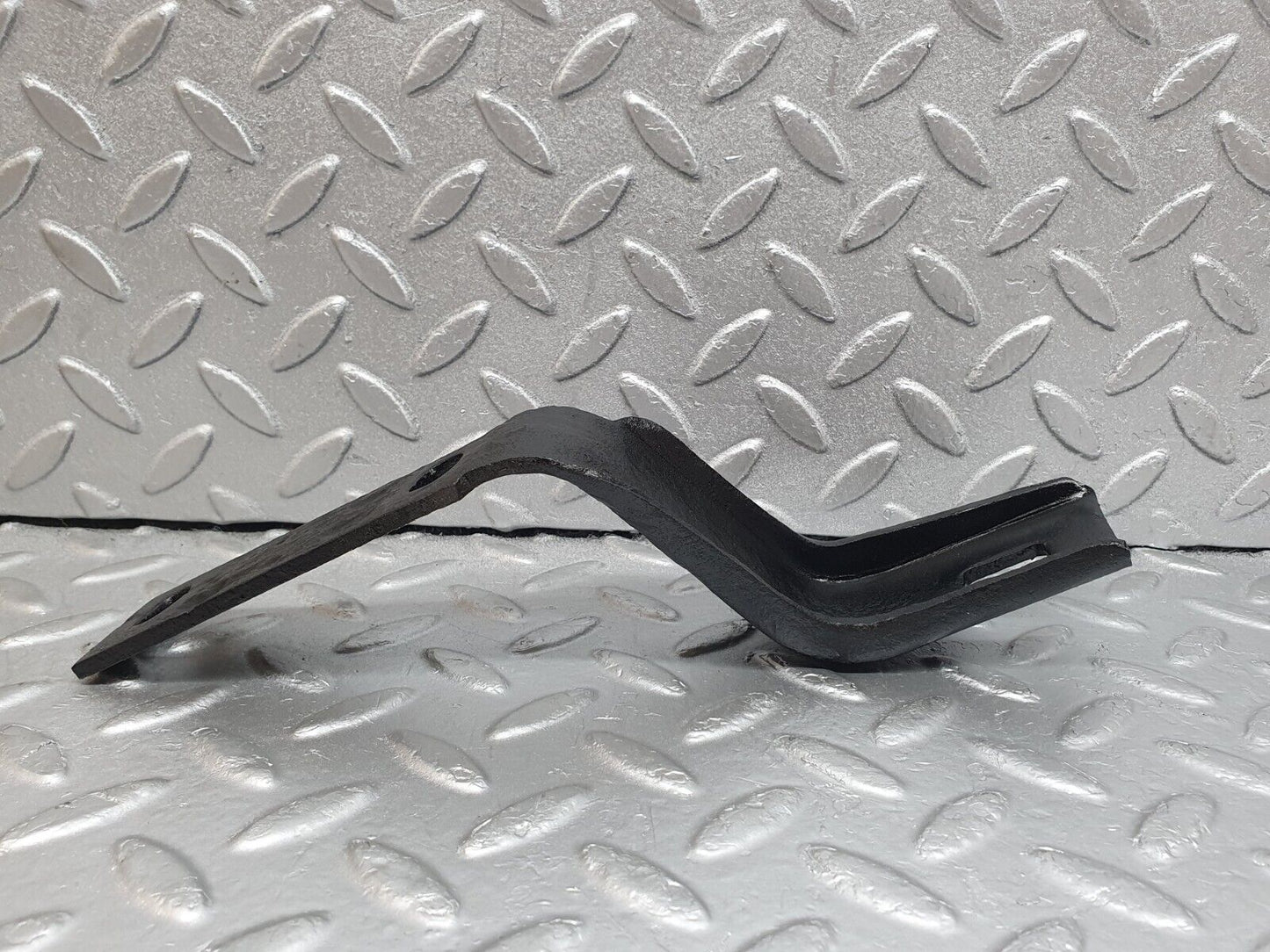 44220 Mercedes-Benz C123 230CE Coupe Rear Bumper Bracket