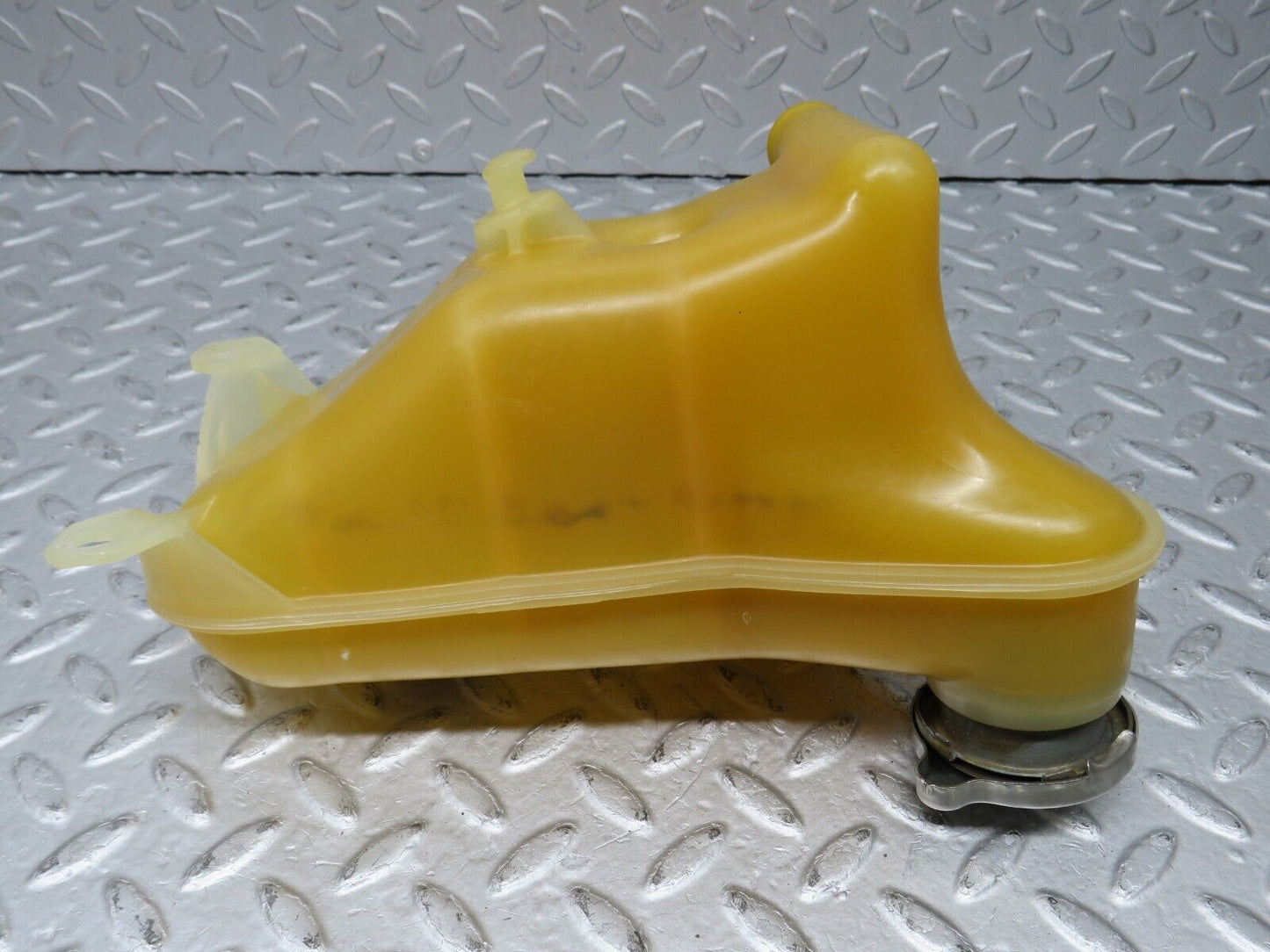 36467 Mercedes-Benz W201 190E Coolant Reservoir Tank 1245000649 1235010015