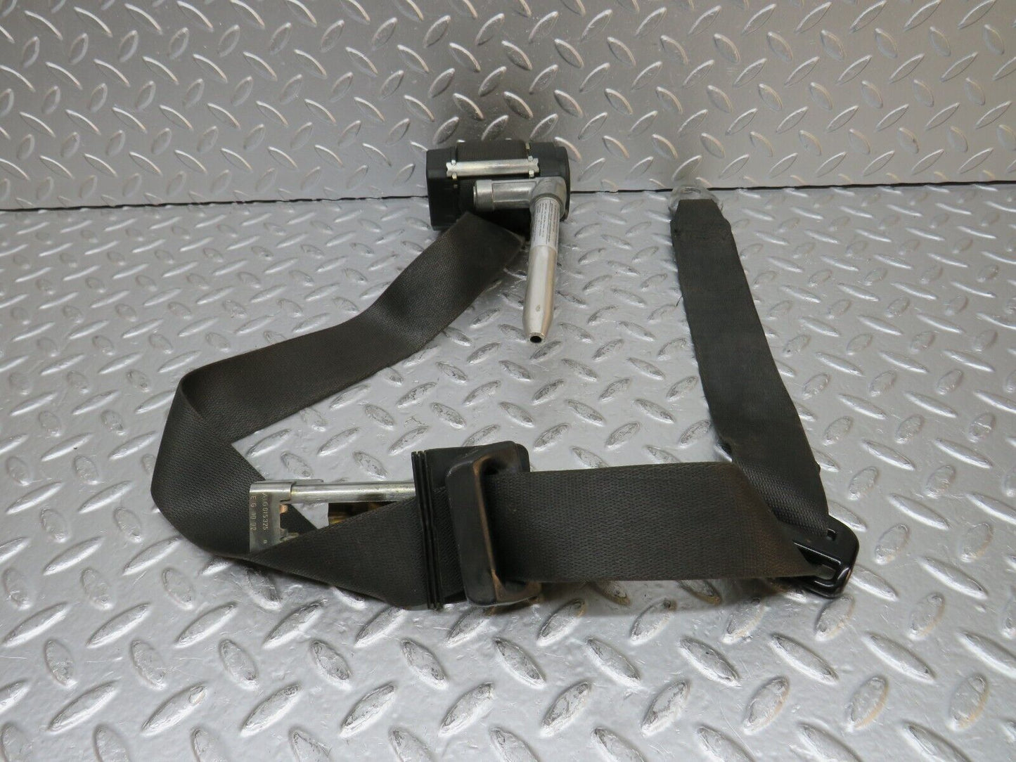 31536 Mercedes-Benz S124 220TE Front Right Seat Belt With Buckle 1248609885