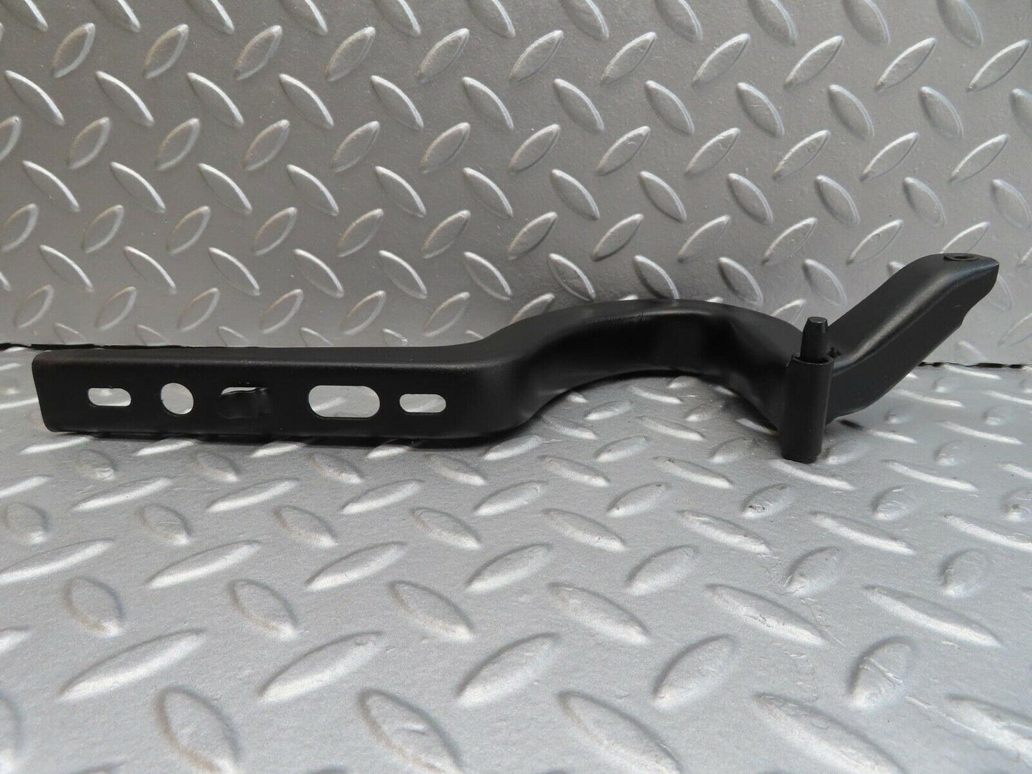 15993 Mercedes-Benz W123 280E Trunk Hinge Left Side 1237500187