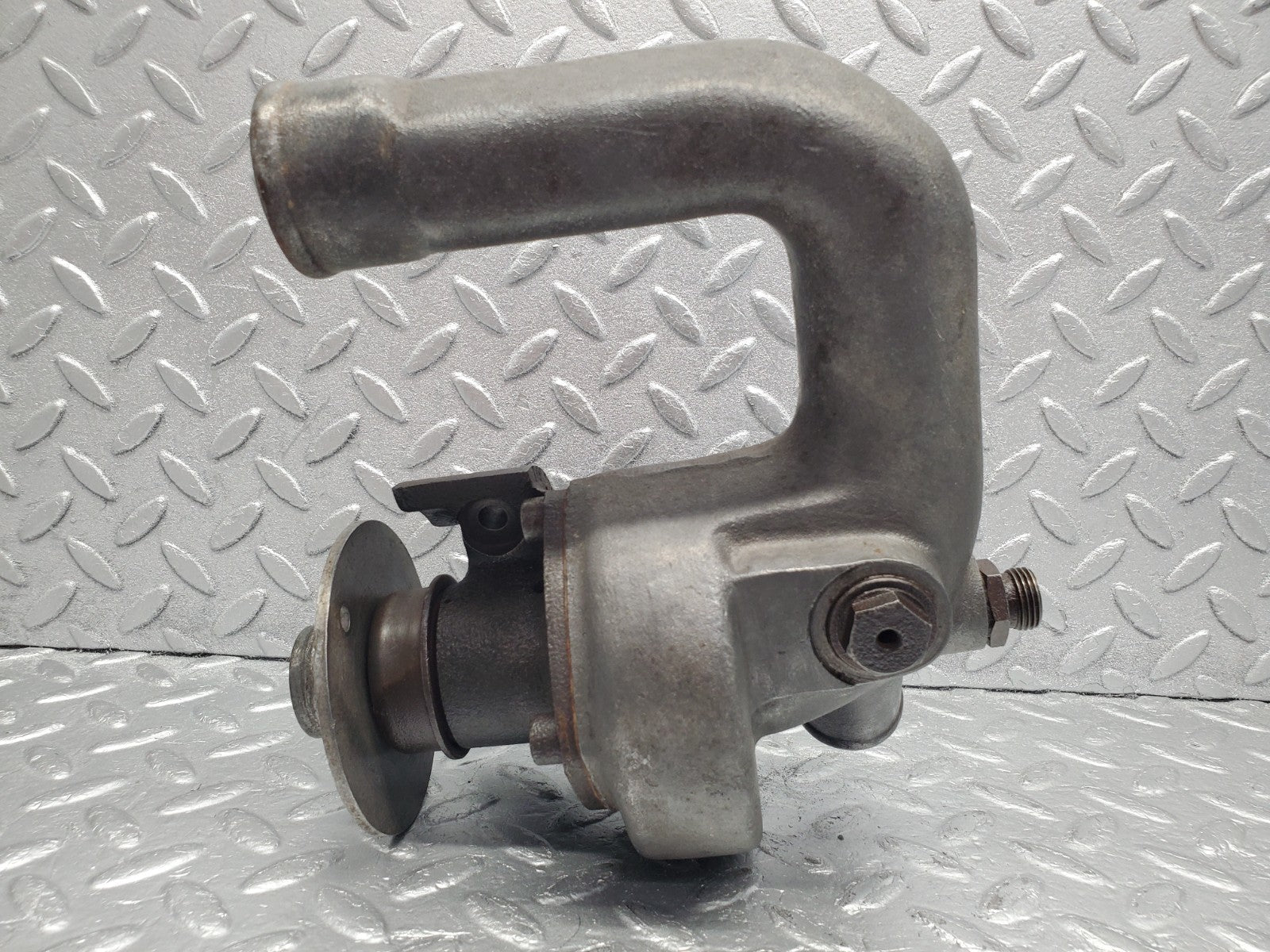 W112 water pump used OEM