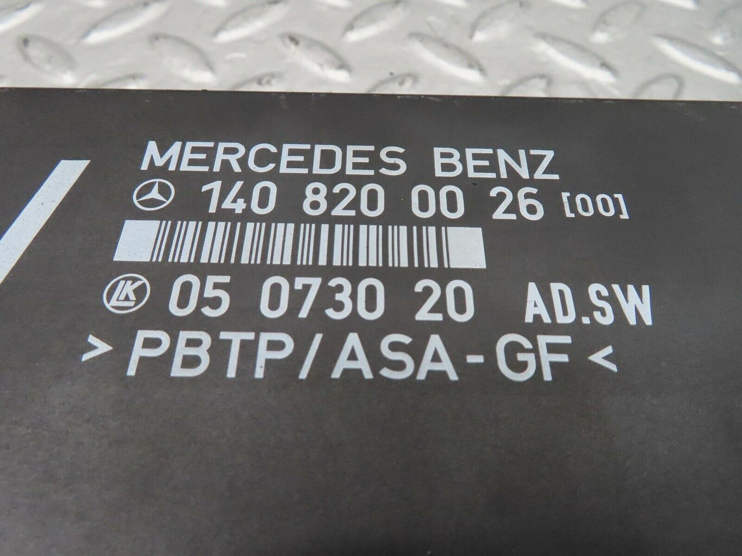 14998 Mercedes-Benz W140 S320 Comfort Control Unit 1408200026