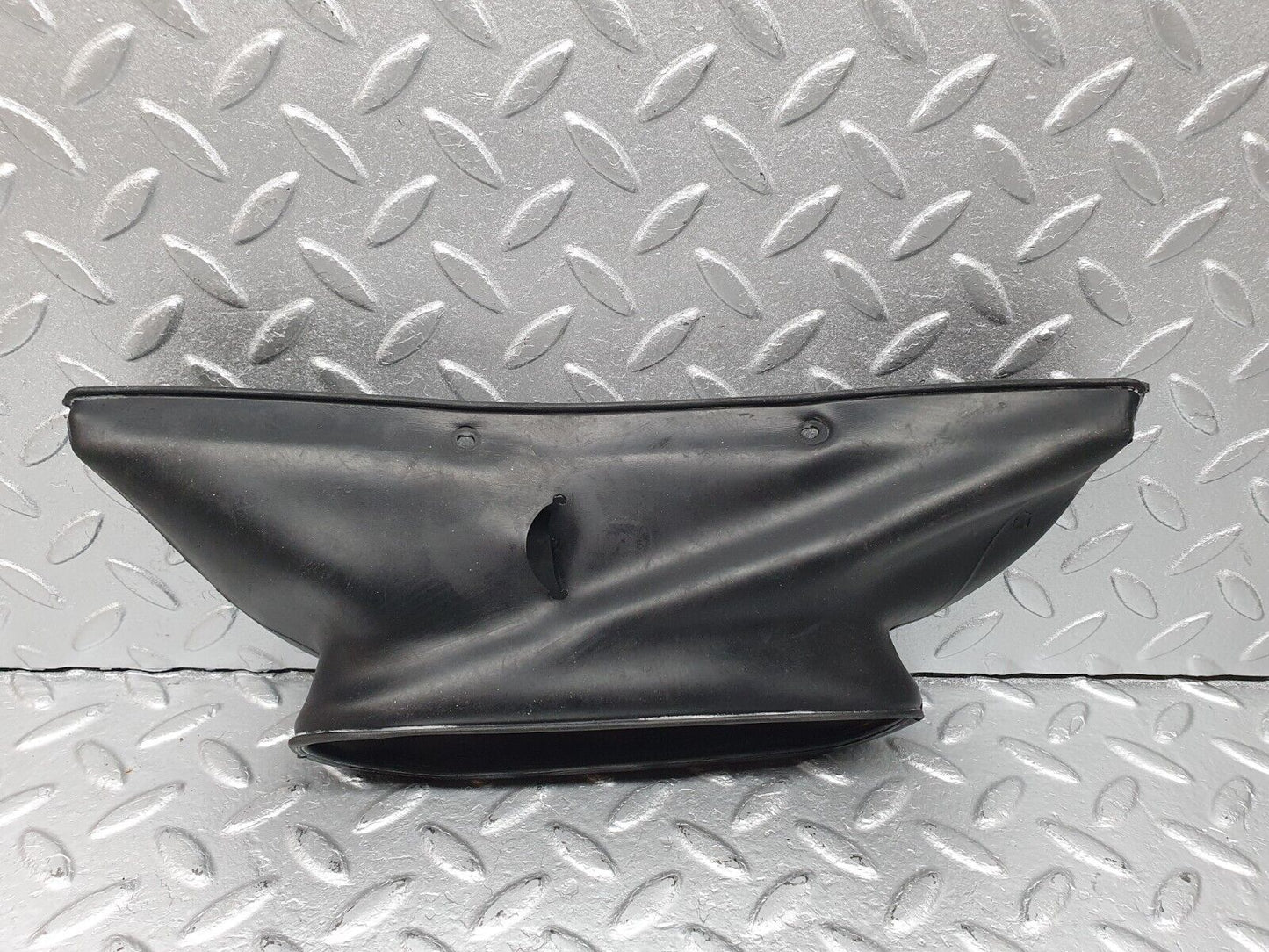 40959 Mercedes-Benz W126 300SE Heating Duct Rubber 1268320088