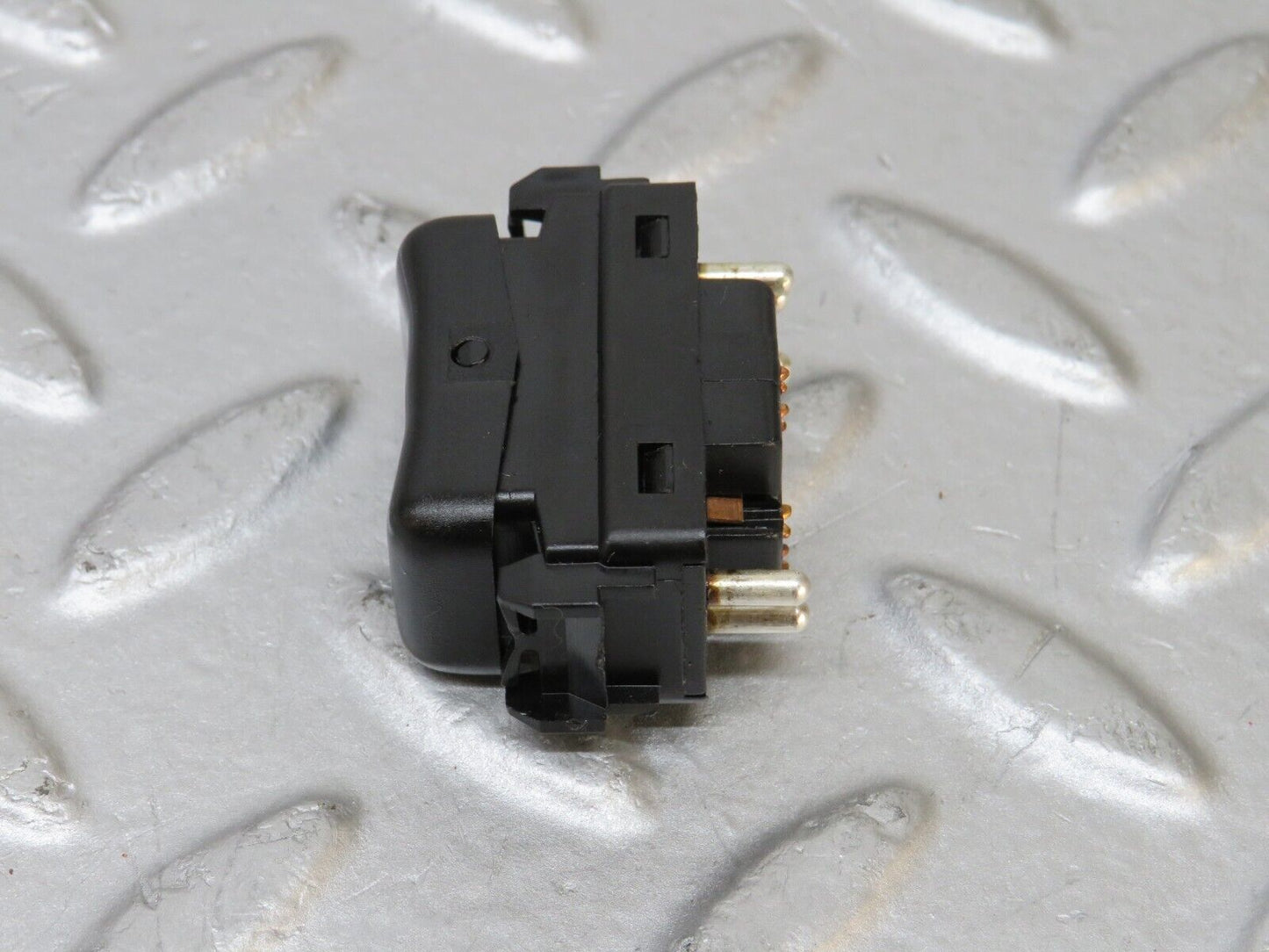 36912 Mercedes-Benz C126 420SEC Coupe Electric Window Switch Right 1248204510