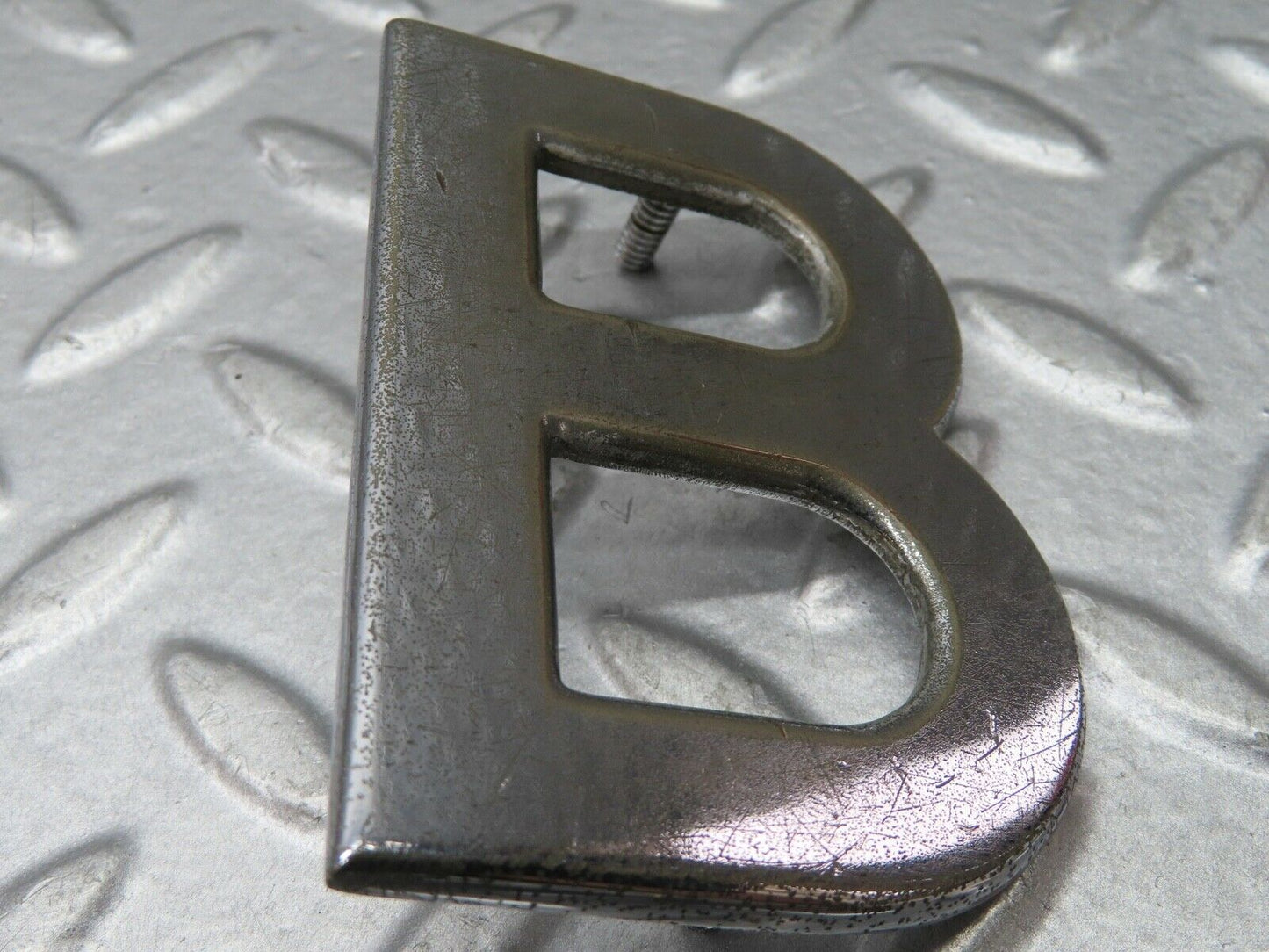 18711 Mercedes-Benz W120 W121 Ponton GB Chrome Boot Badge