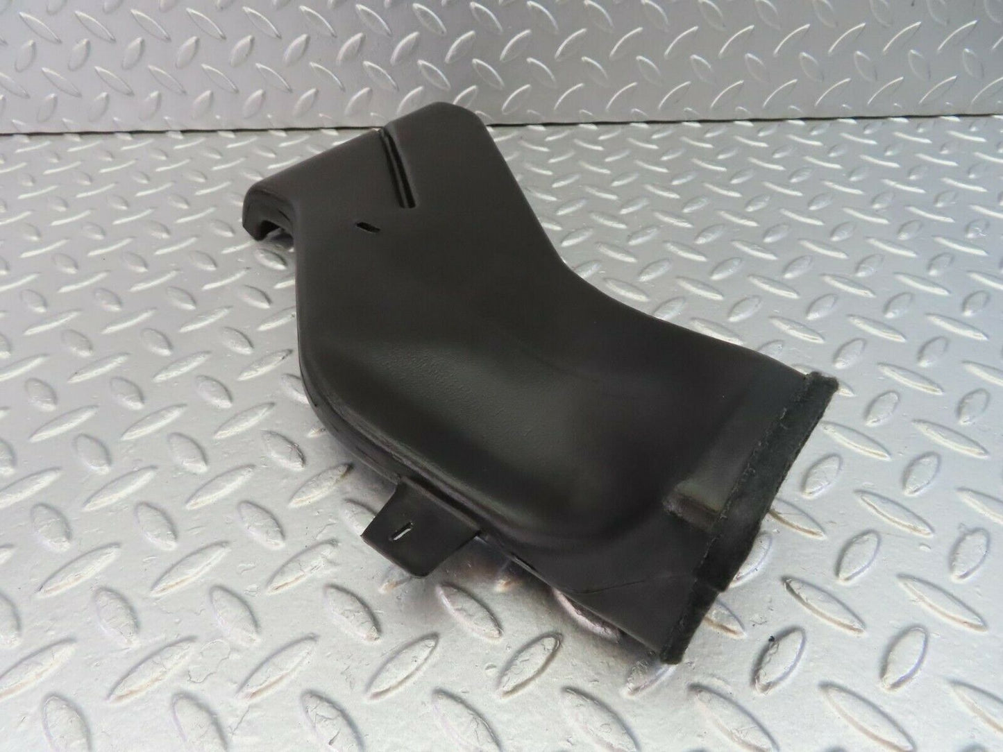 10450 Mercedes-Benz W201 190E Air Duct Heater Ventilation Left 2018310146