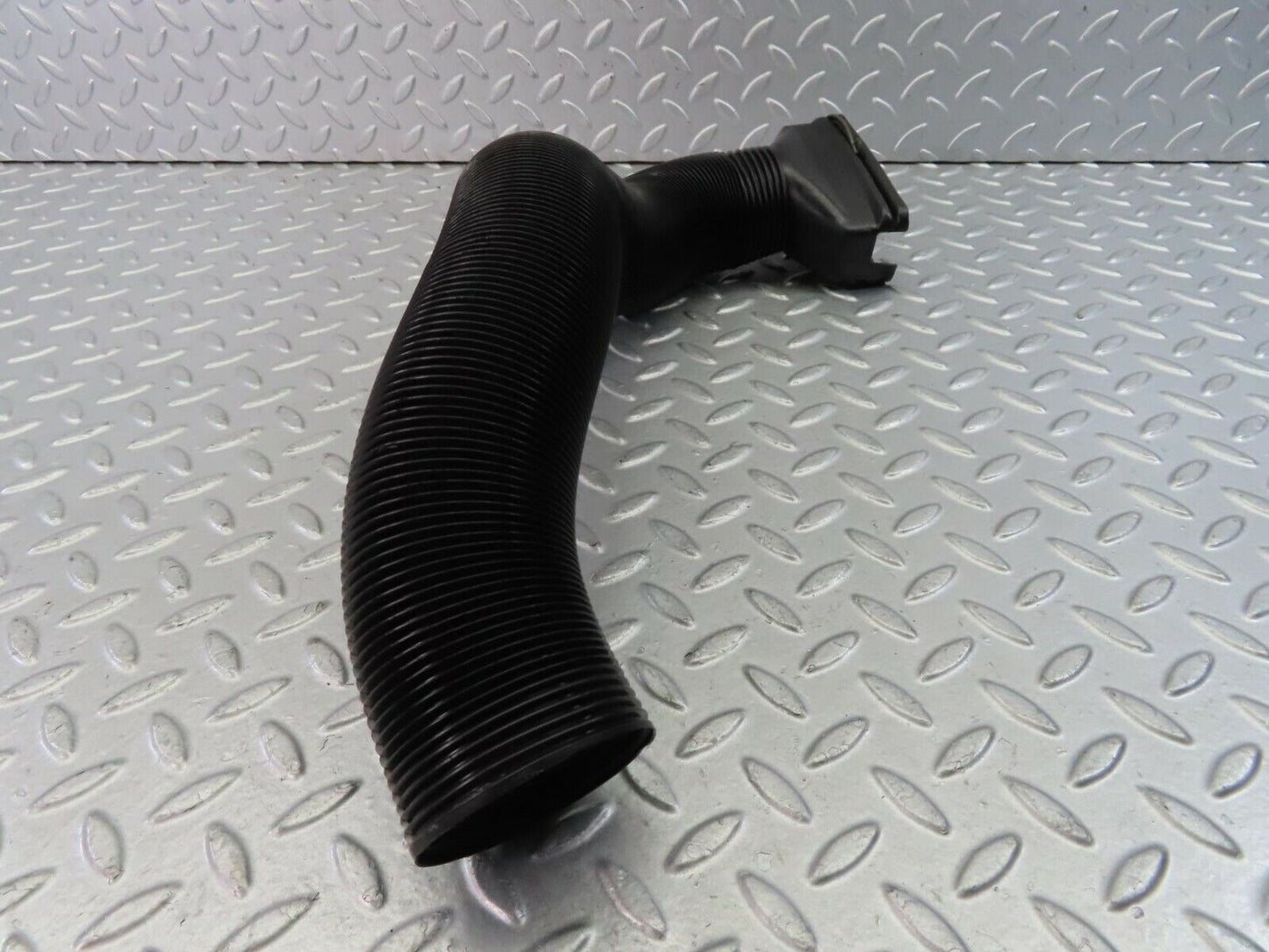 9304 Mercedes-Benz C124 300CE Coupe Air Duct Pipe Hose Left 1248310846