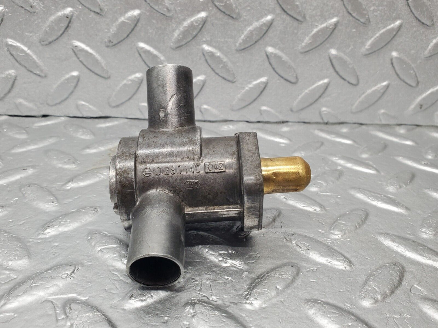 46576 Mercedes-Benz C123 280CE Coupe Idle Speed Actuator Valve 0280140042