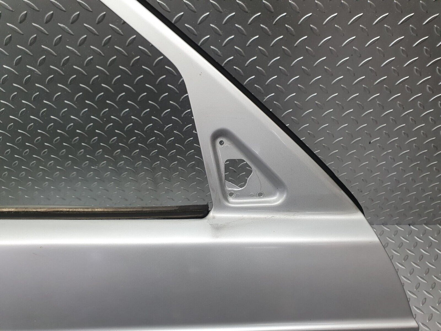 42969 Mercedes-Benz W201 190 Front Right Door