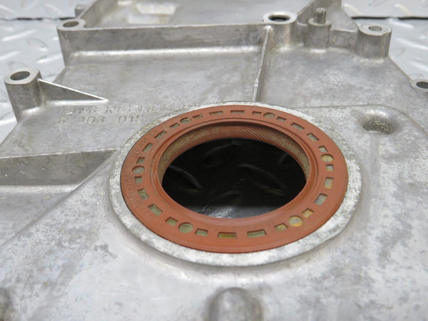 32643 Mercedes-Benz S124 300TE Wagon Timing Chain Cover 1030150301