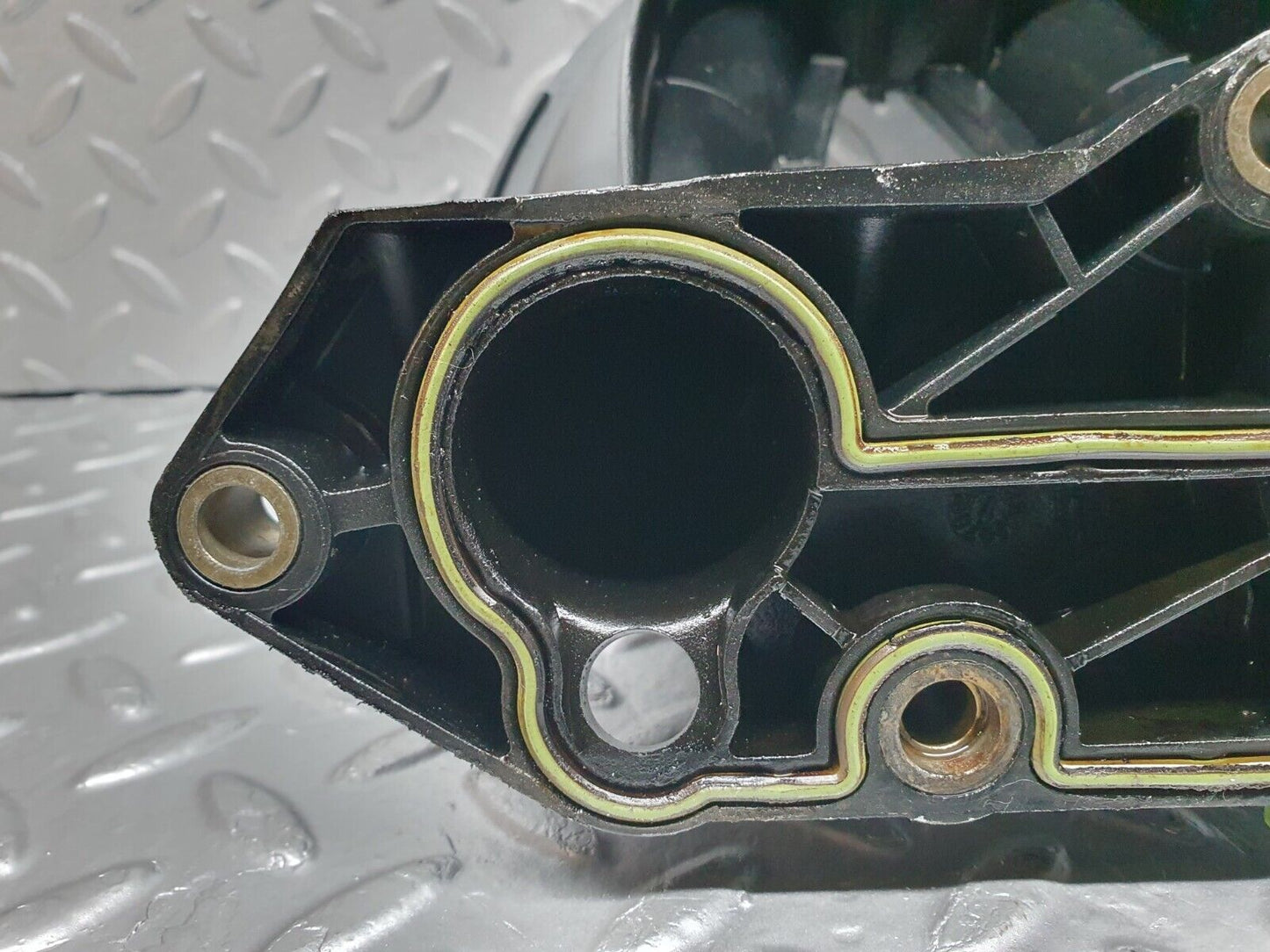 41936 Mercedes-Benz W202 C200 Intake Manifold 1111402201