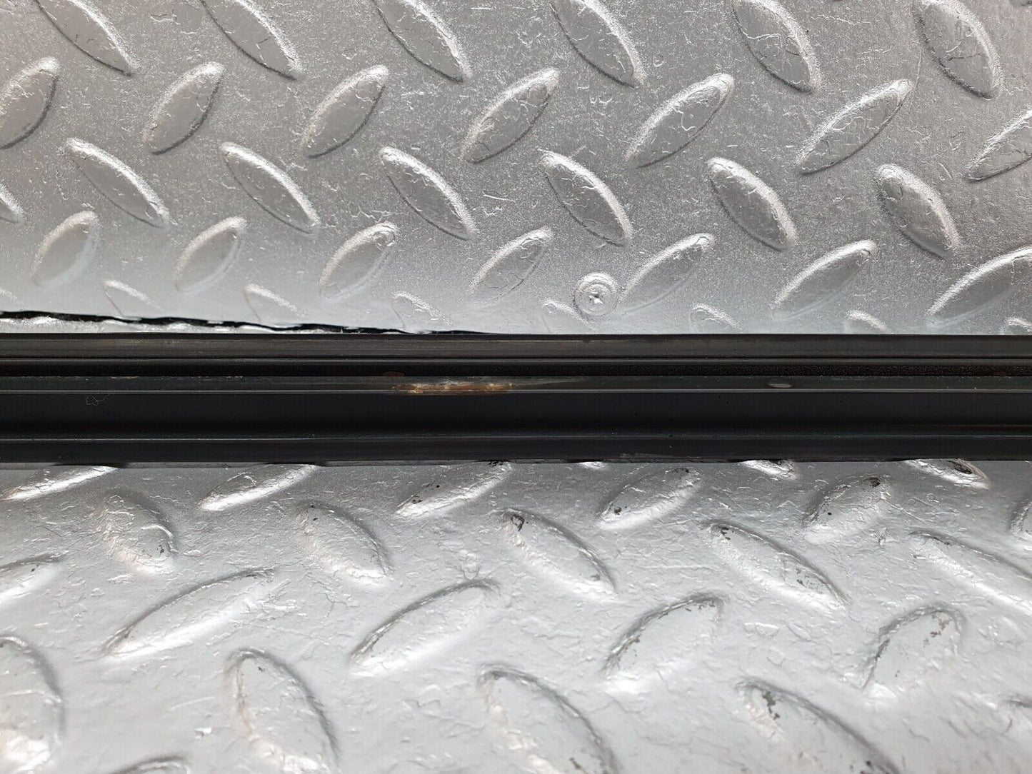 41712 Mercedes-Benz W124 200E Roof Chrome Trim Right Side 1246900497