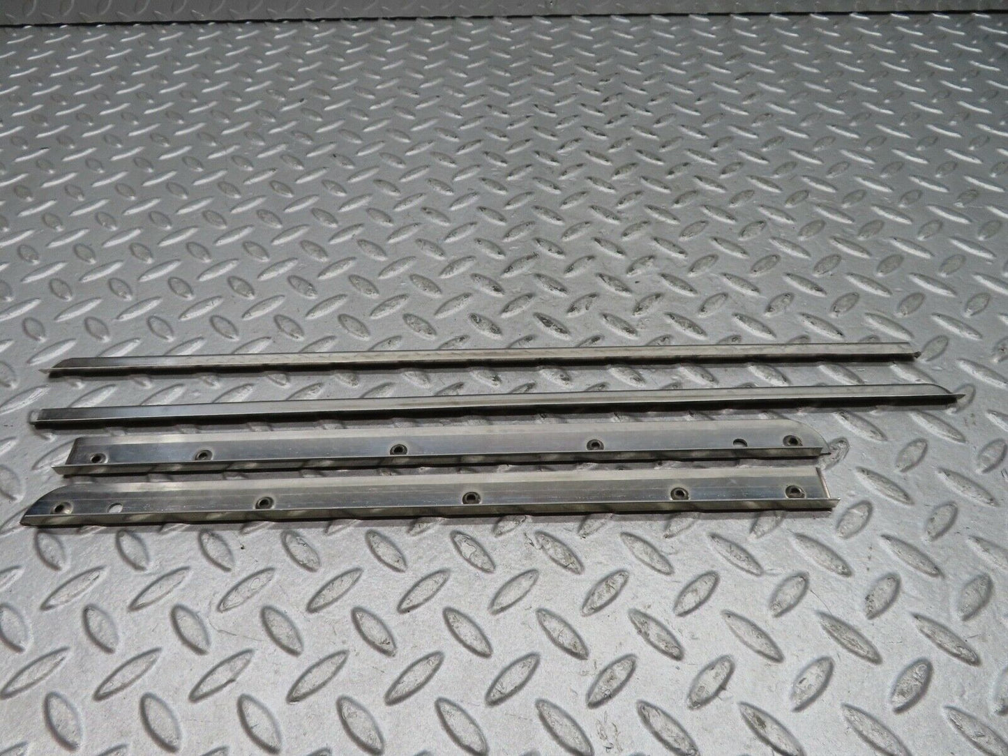 17072 Mercedes-Benz C123 280CE Coupe Sunroof Chrome Trim Set