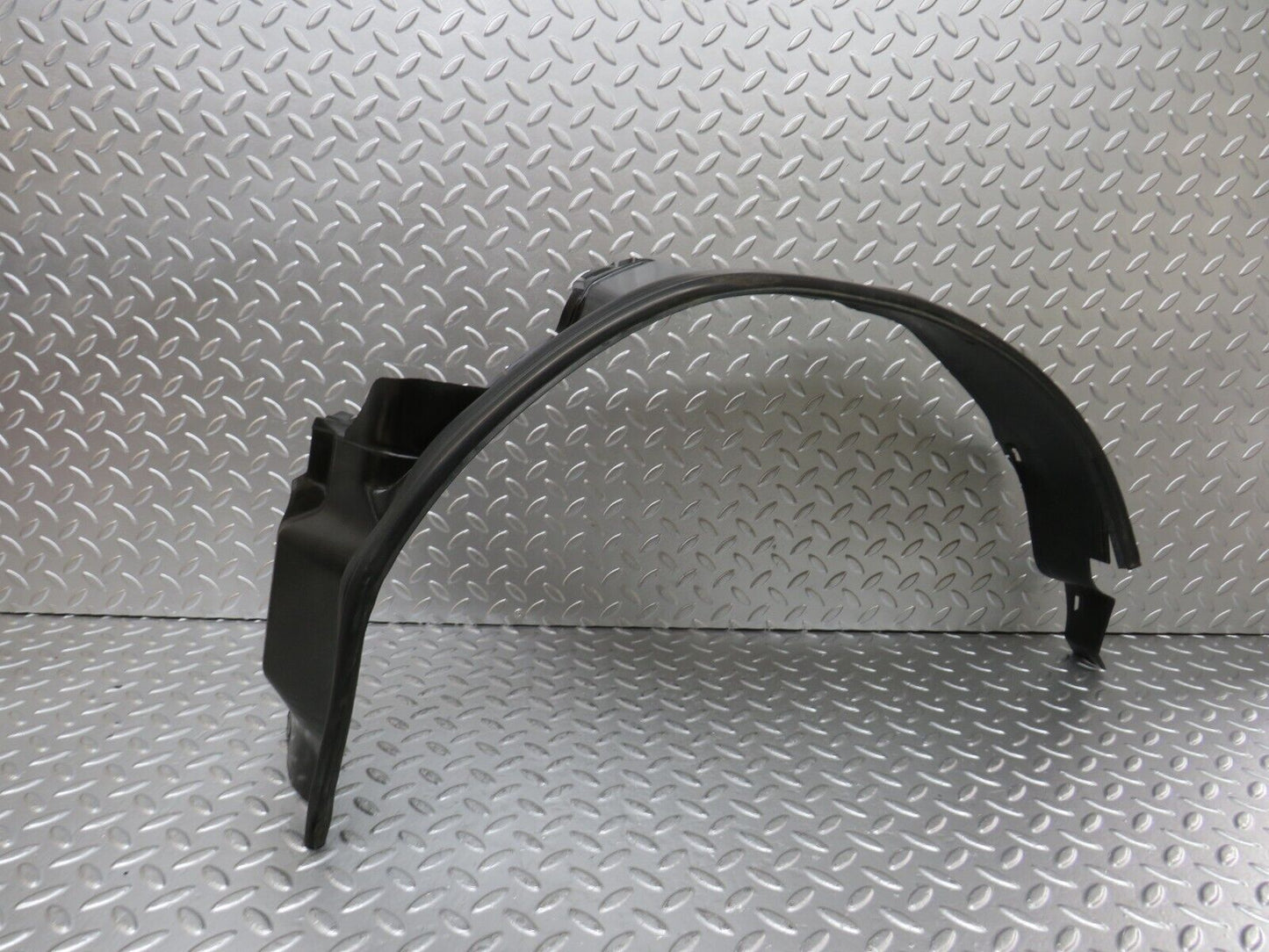 25237 Mercedes-Benz W201 190D Inner Mudguard Panelling Front Right 2018840235