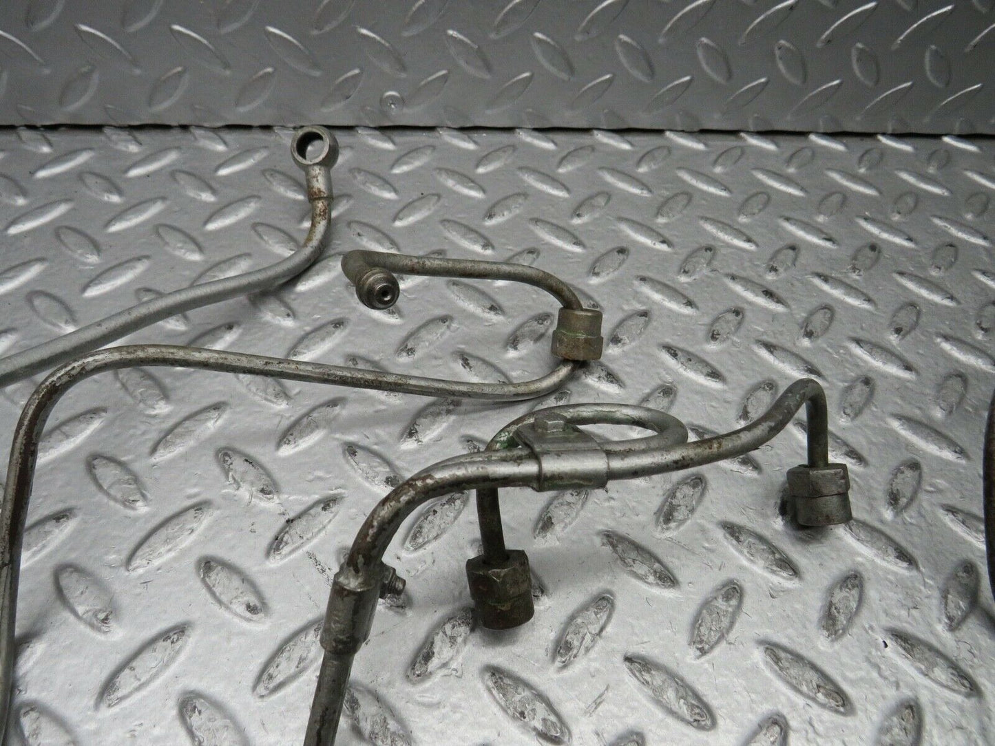 21928 Mercedes-Benz UNIMOG OM636.917 Fuel Line Hose Set