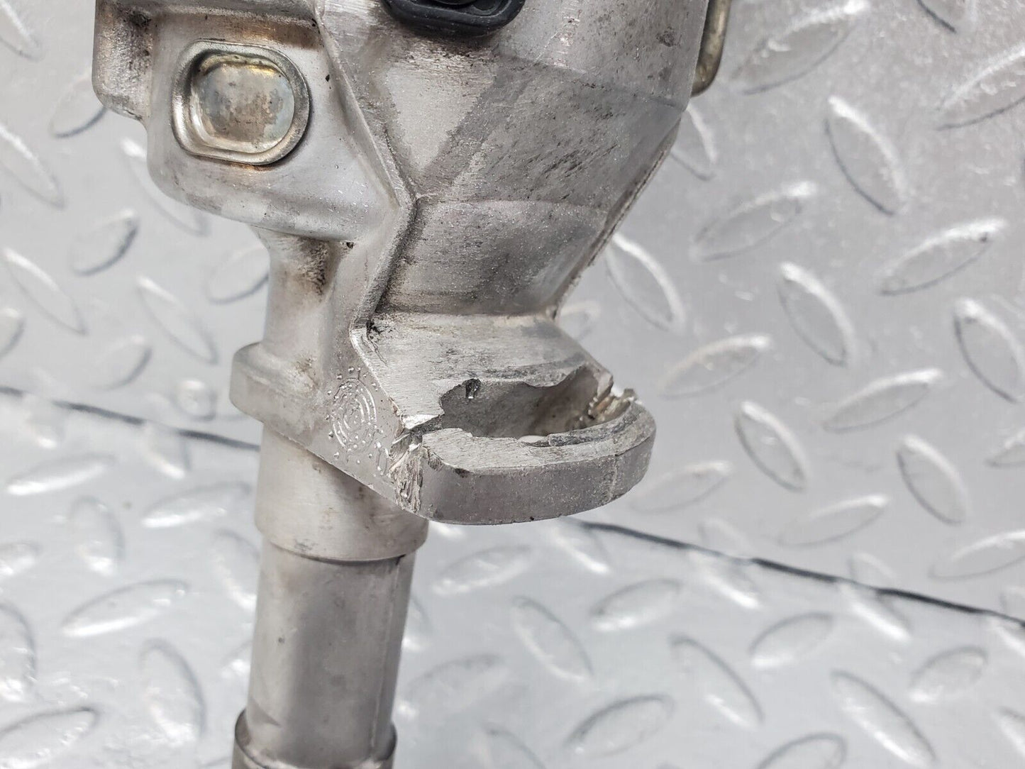 45385 Mercedes-Benz 280E M110.983 Ignition Distributor Bosch 0031580901 0237306045
