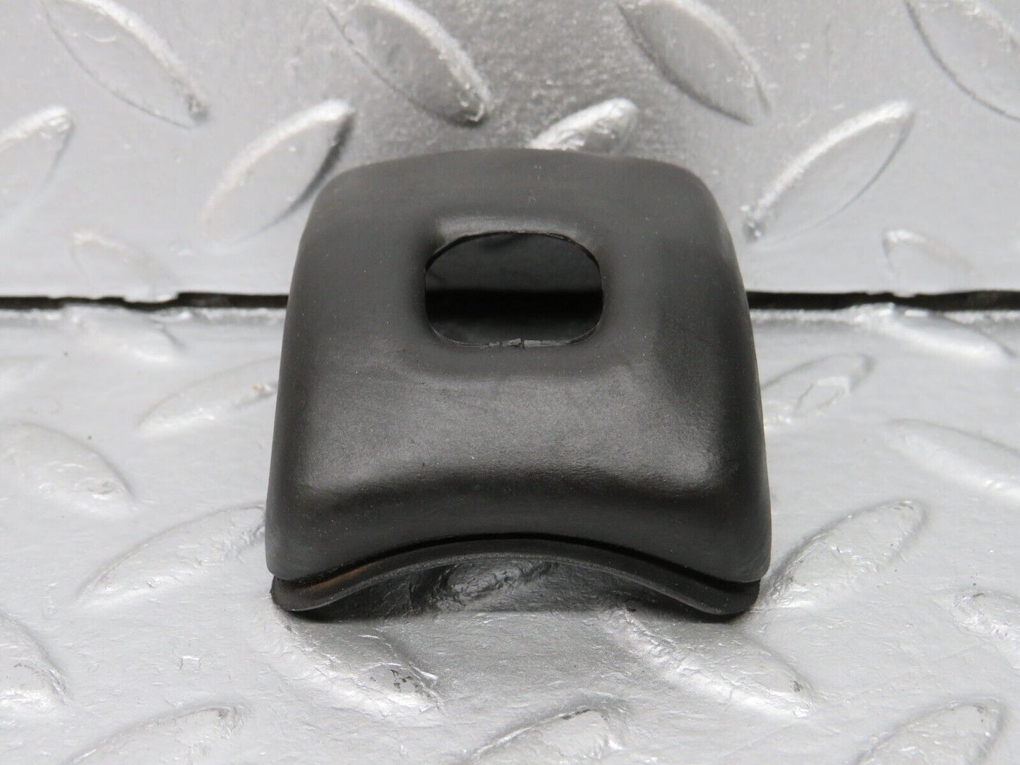 40327 Mercedes-Benz W110 230 Indicator Stalk Rubber Cover 1084620096