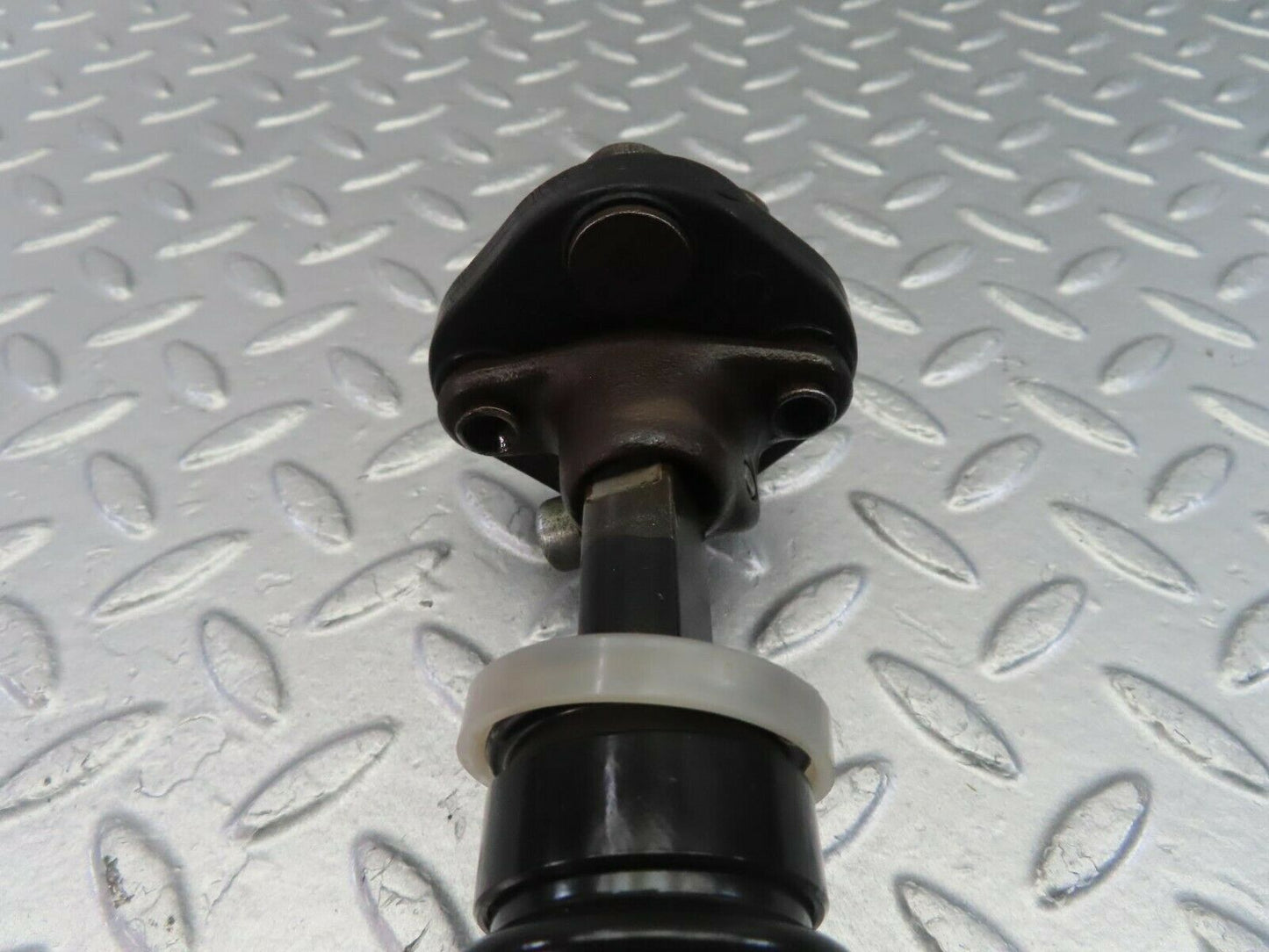 10491 Mercedes-Benz W201 190E Steering Column