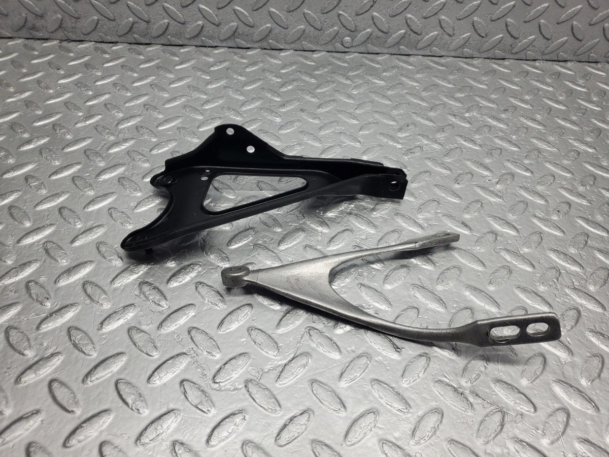W201 Baby Benz steering column bracket used OEM