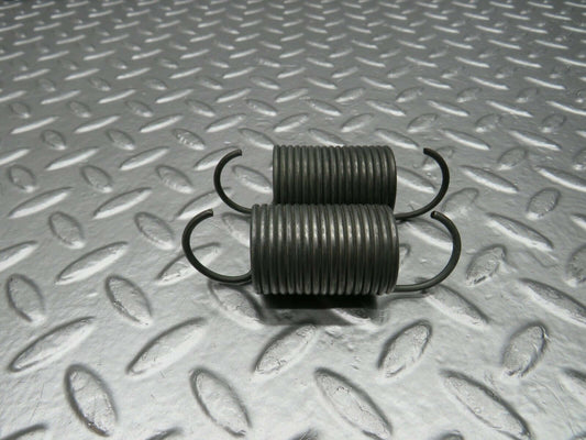 22305 Mercedes-Benz S123 280TE Wagon Front Seat Adjustment Spring Pair