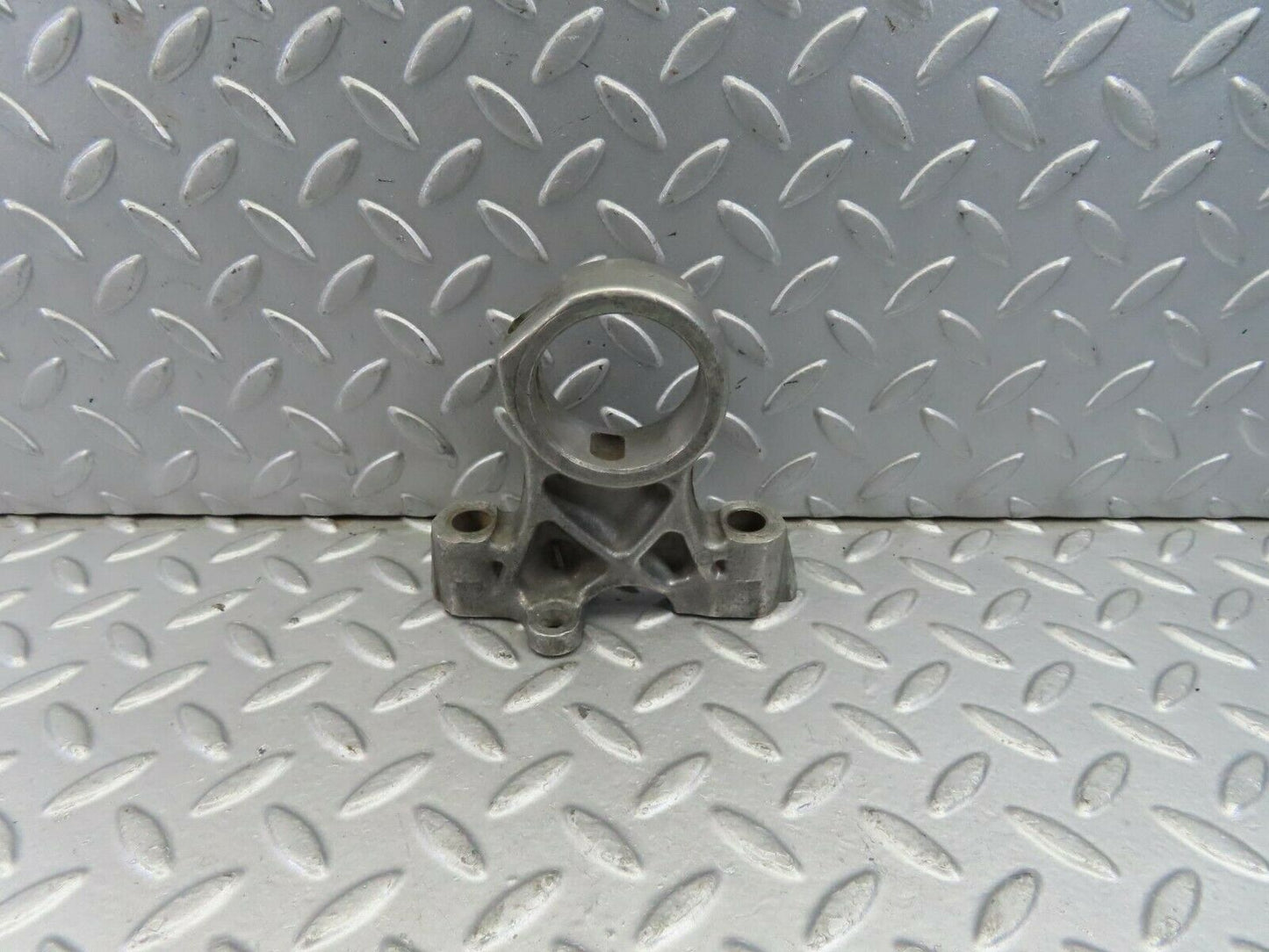 8967 Mercedes-Benz W108 Camshaft Tower Bearing 1140510916