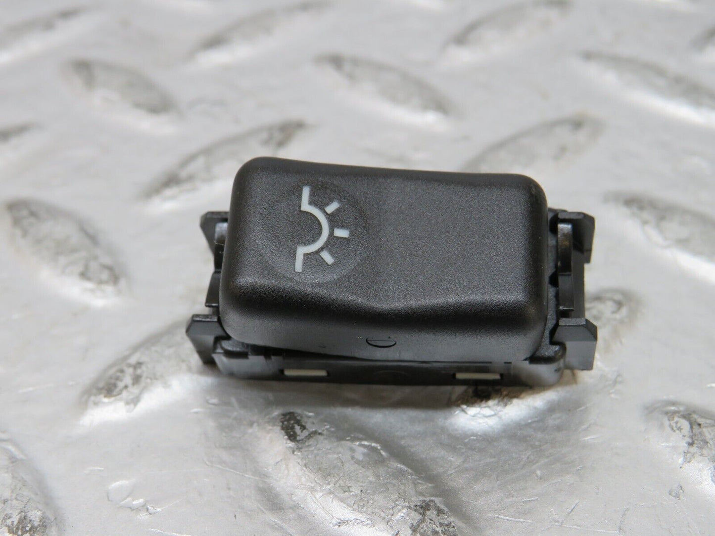 26527 Mercedes-Benz C124 220CE Coupe Interior Dome Light Switch 1248209810