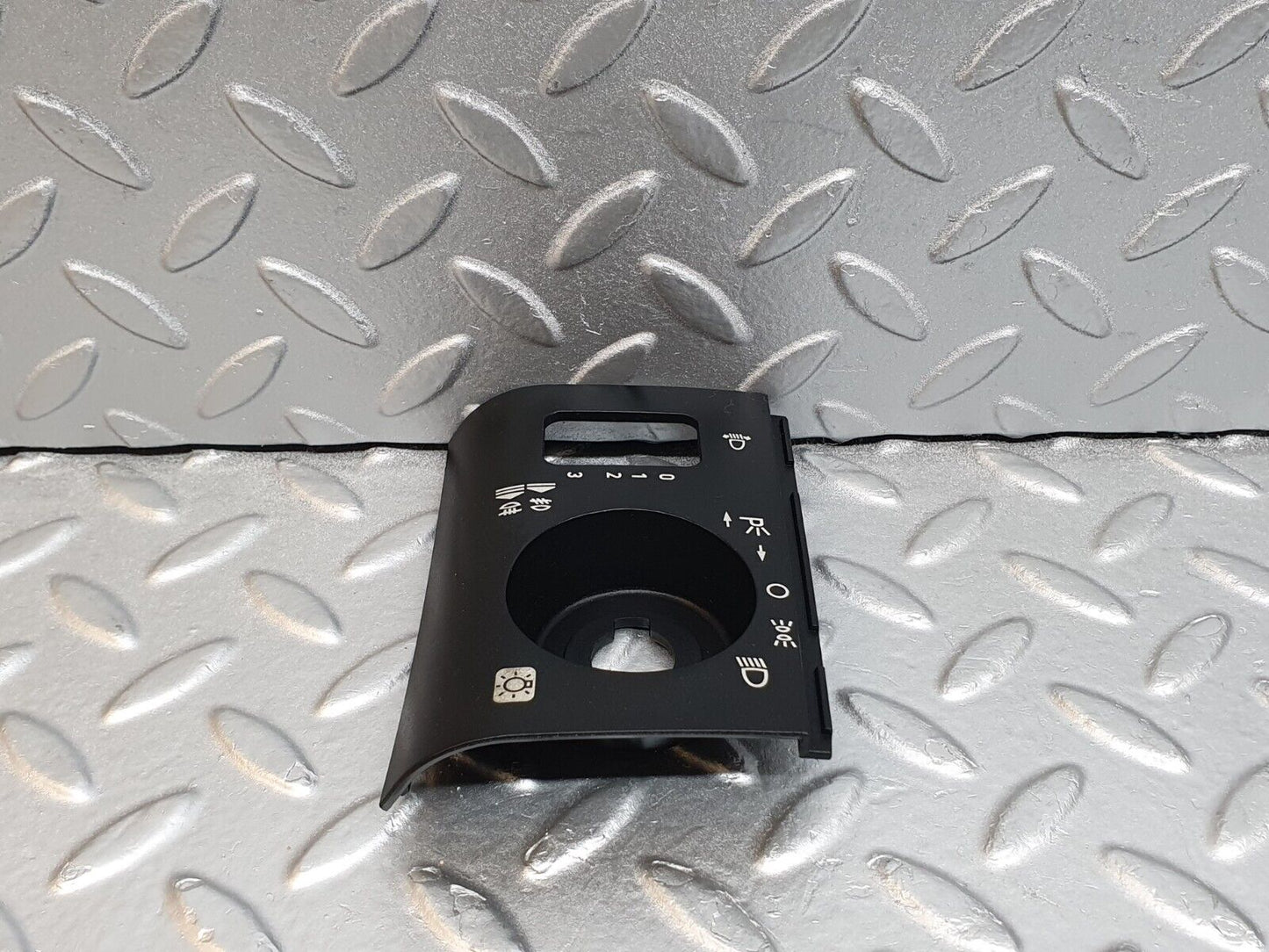41977 Mercedes-Benz W202 C200 Headlight Switch Surround Cover 2026890380