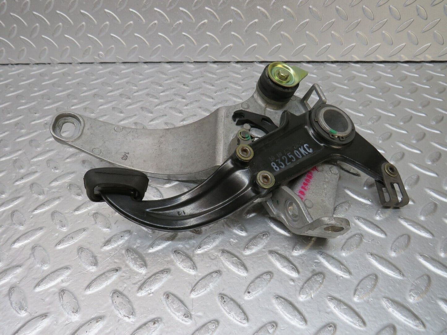 34927 Mercedes-Benz W210 320E Parking Brake Pedal 2024270136 2024270101