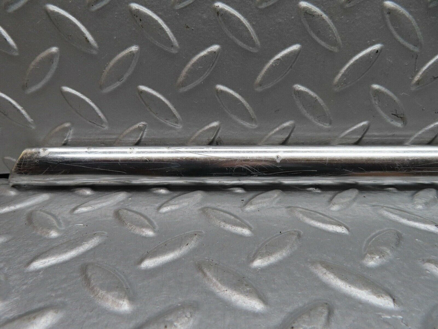 18917 Mercedes-Benz W121 190b Ponton Rear Right Door Upper Chrome Trim