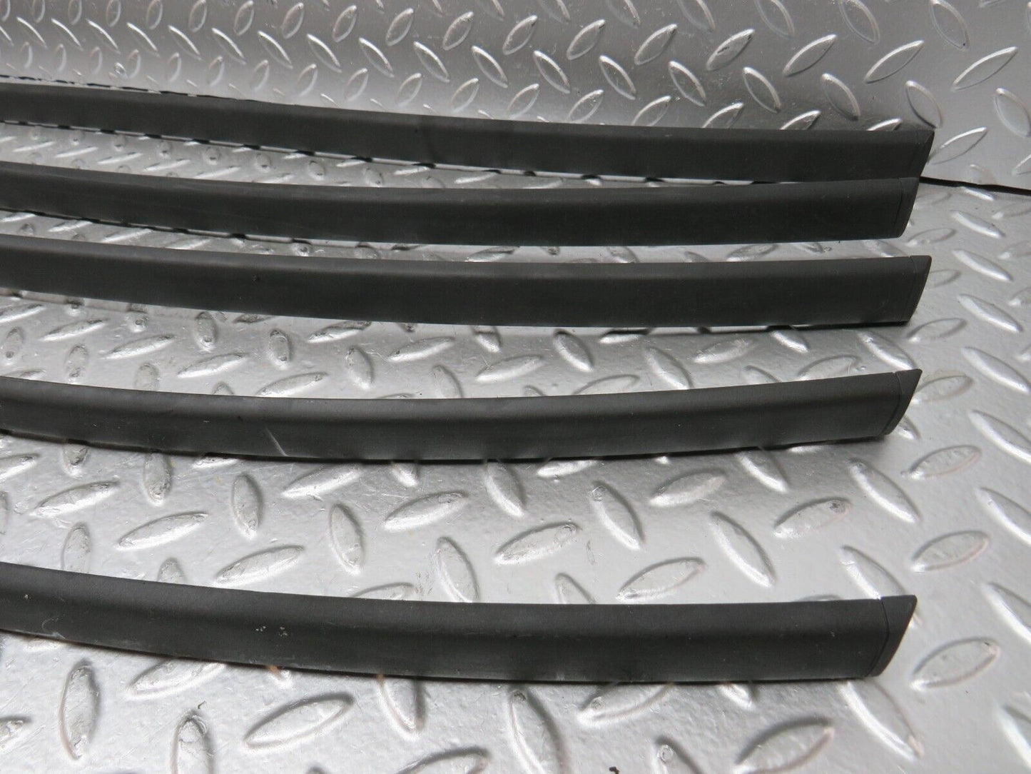 27842 Mercedes-Benz S124 300TE Wagon Roof Cladding Set