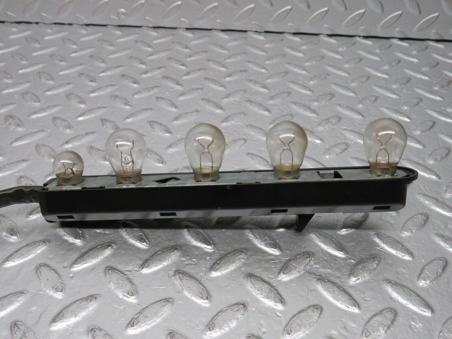 32566 Mercedes-Benz S124 300TE Wagon Tail Light Bulb Holder