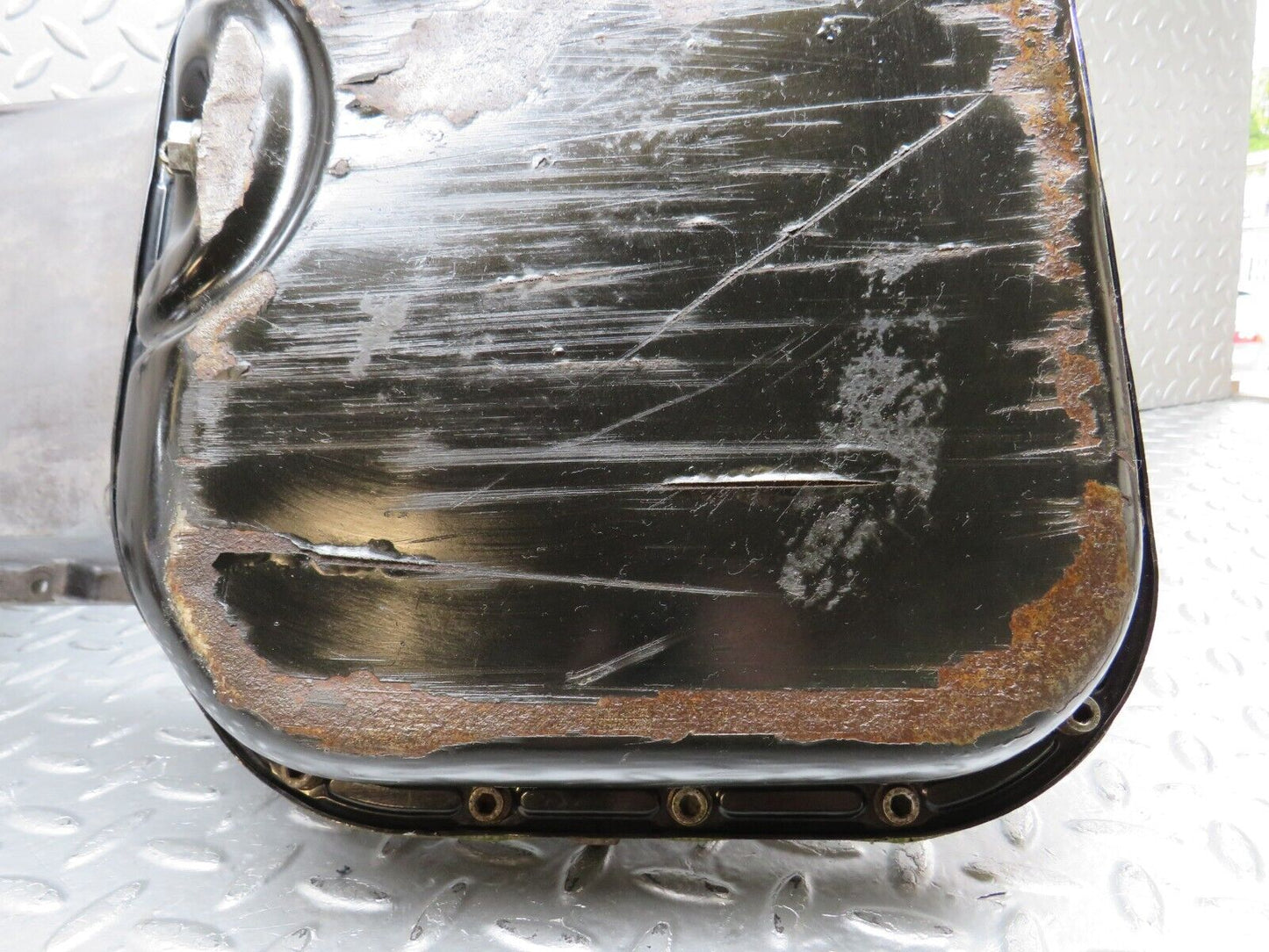 34530 Mercedes-Benz C126 380SEC Coupe Oil Pan Oil Sump 1170140002