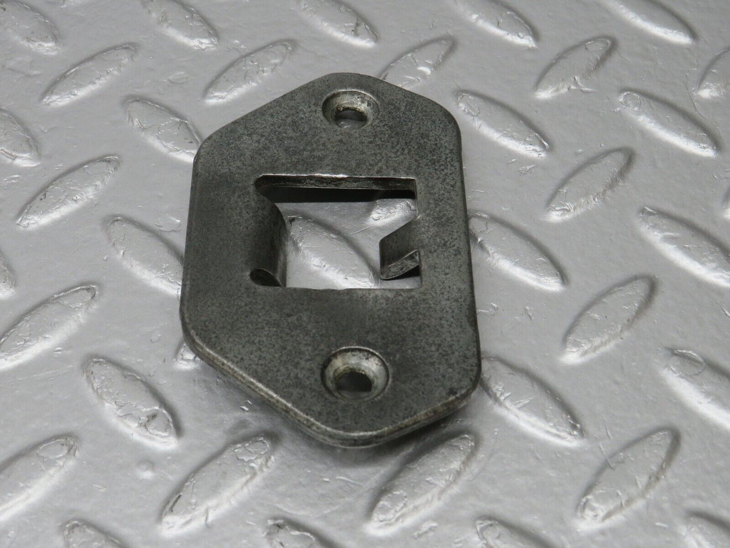 40291 Mercedes-Benz W110 230 Bonnet Lock Latch