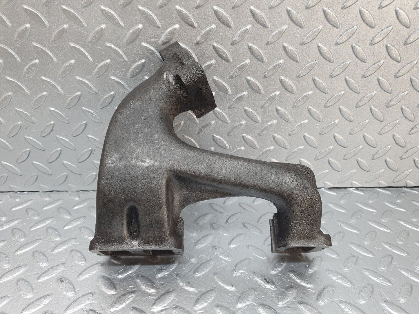 43318 Mercedes-Benz W108 280SE Exhaust Manifold Cylinder 1-3 1291420102