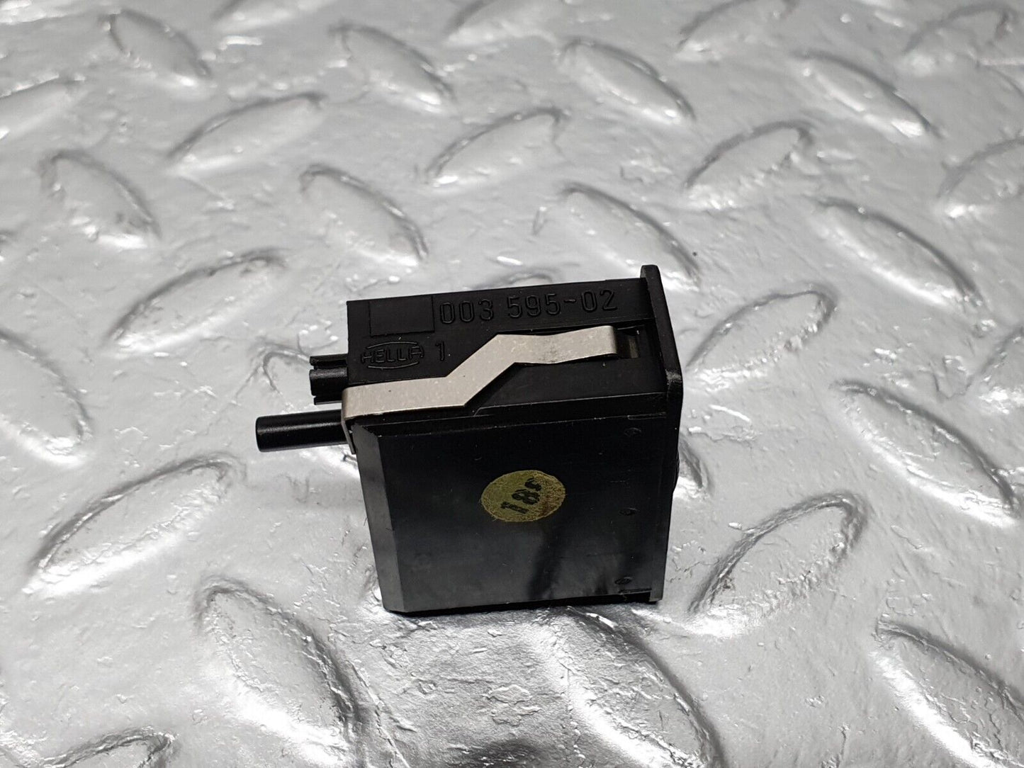 41654 Mercedes-Benz W124 200E Headlight Level Switch Hella 1248000173